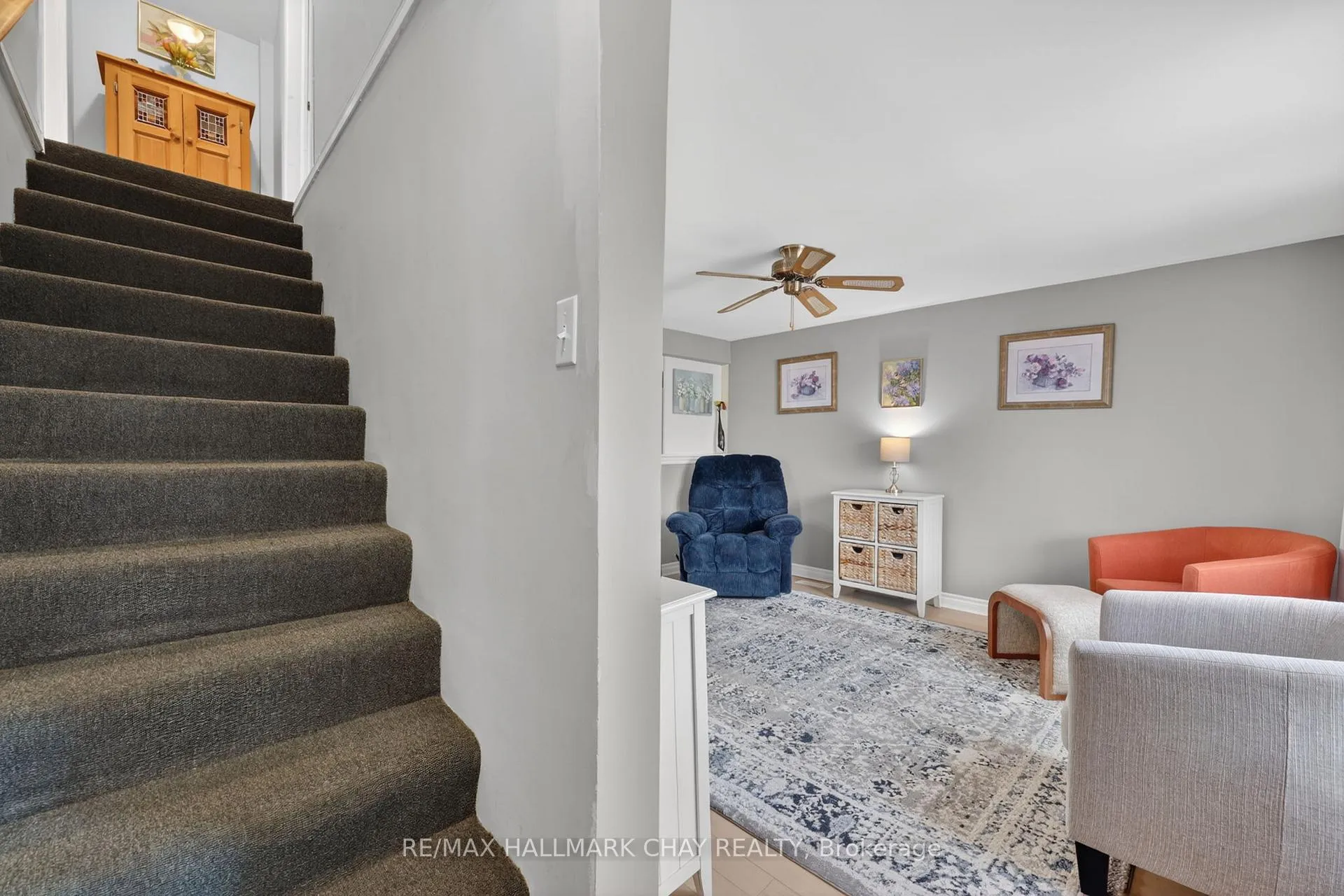 Photo 3 of 27 Alexander Road, Orillia — HOMEH