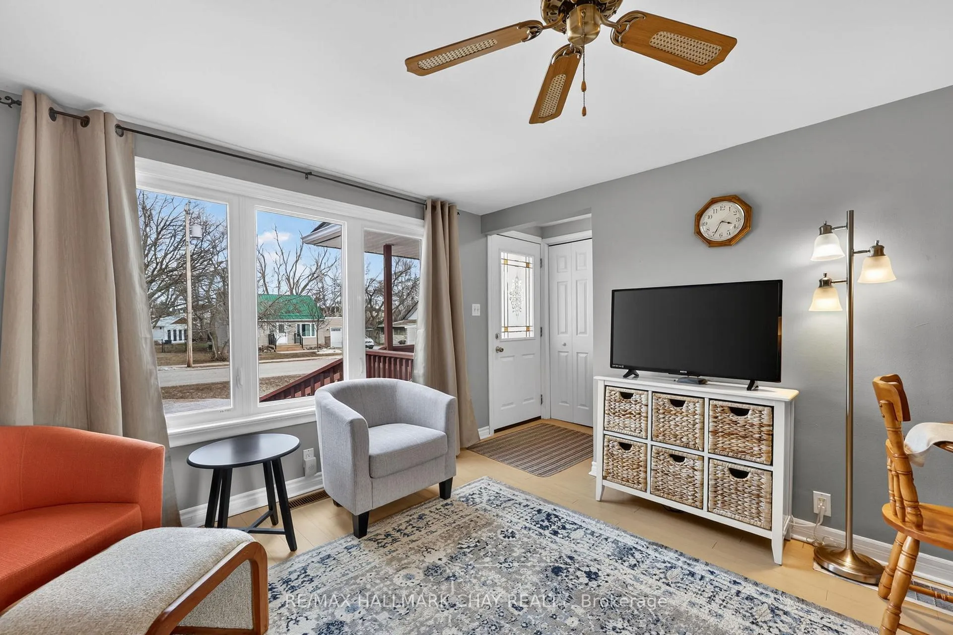 Photo 6 of 27 Alexander Road, Orillia — HOMEH