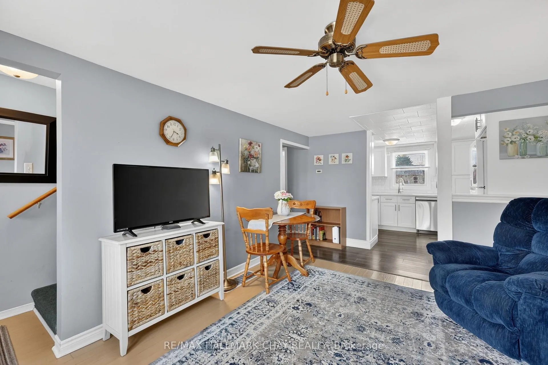 Photo 7 of 27 Alexander Road, Orillia — HOMEH