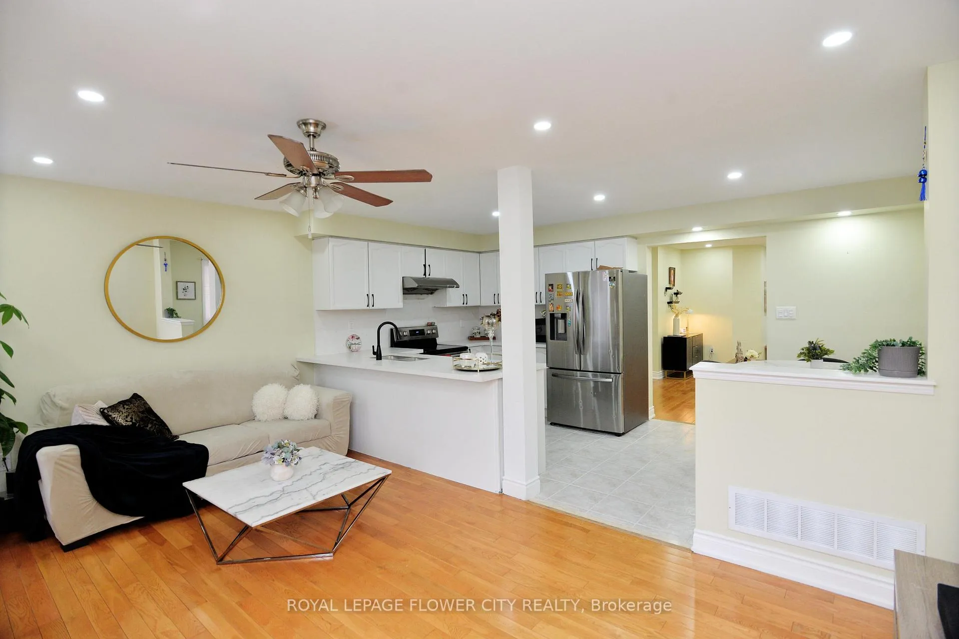 Photo 21 of 45 Roadmaster Lane, Brampton, Fletcher's Meadow — HOMEH