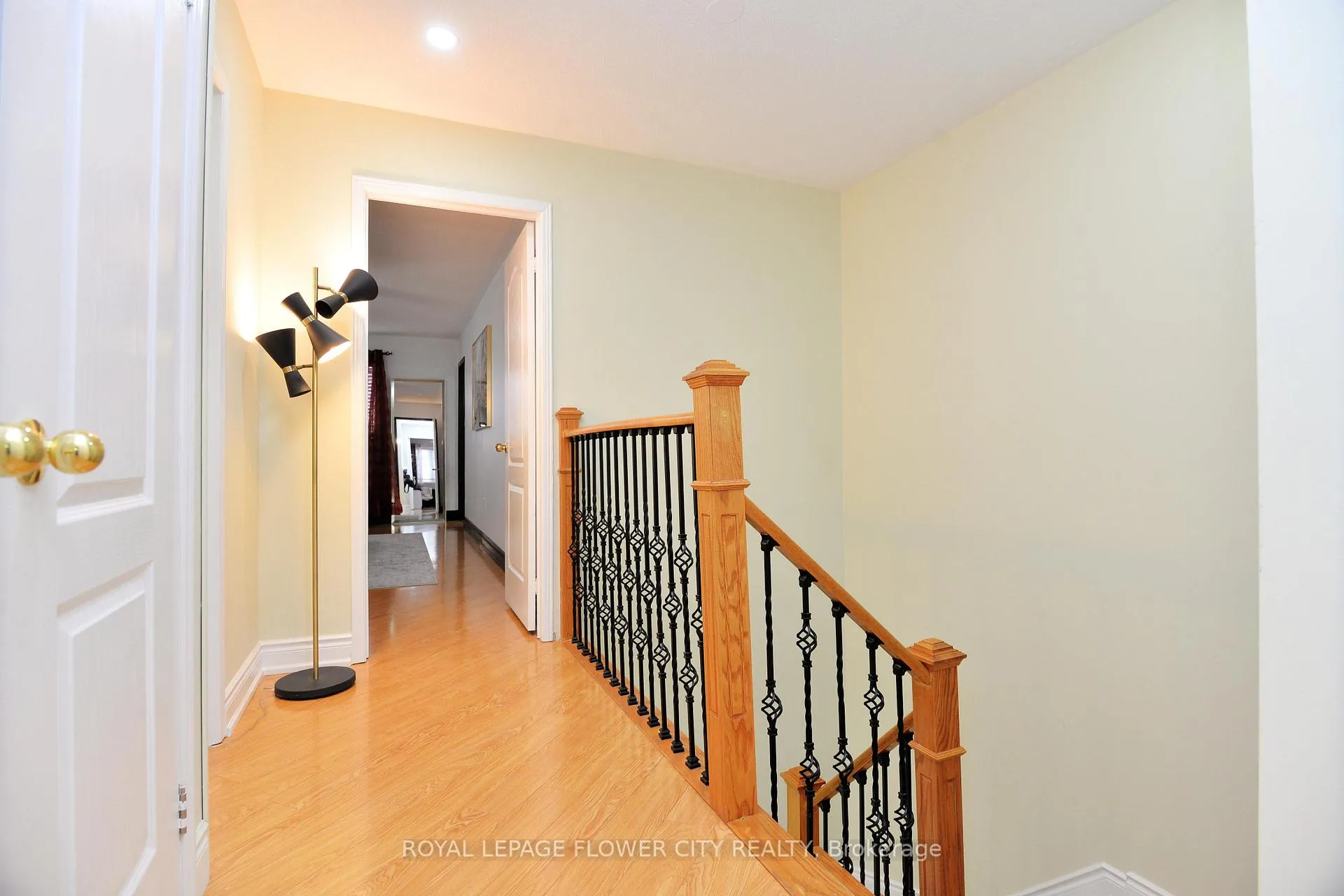 Photo 24 of 45 Roadmaster Lane, Brampton, Fletcher's Meadow — HOMEH