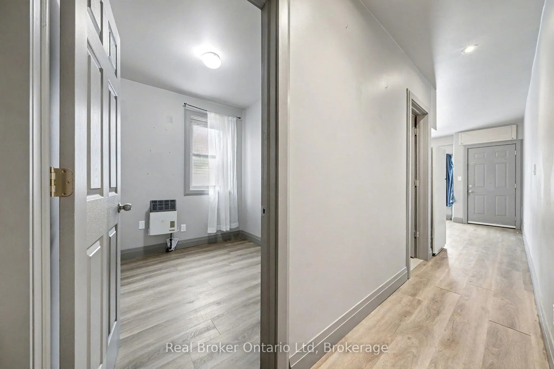 Photo 14 of Unit A, 7 Robert Street, Penetanguishene — HOMEH