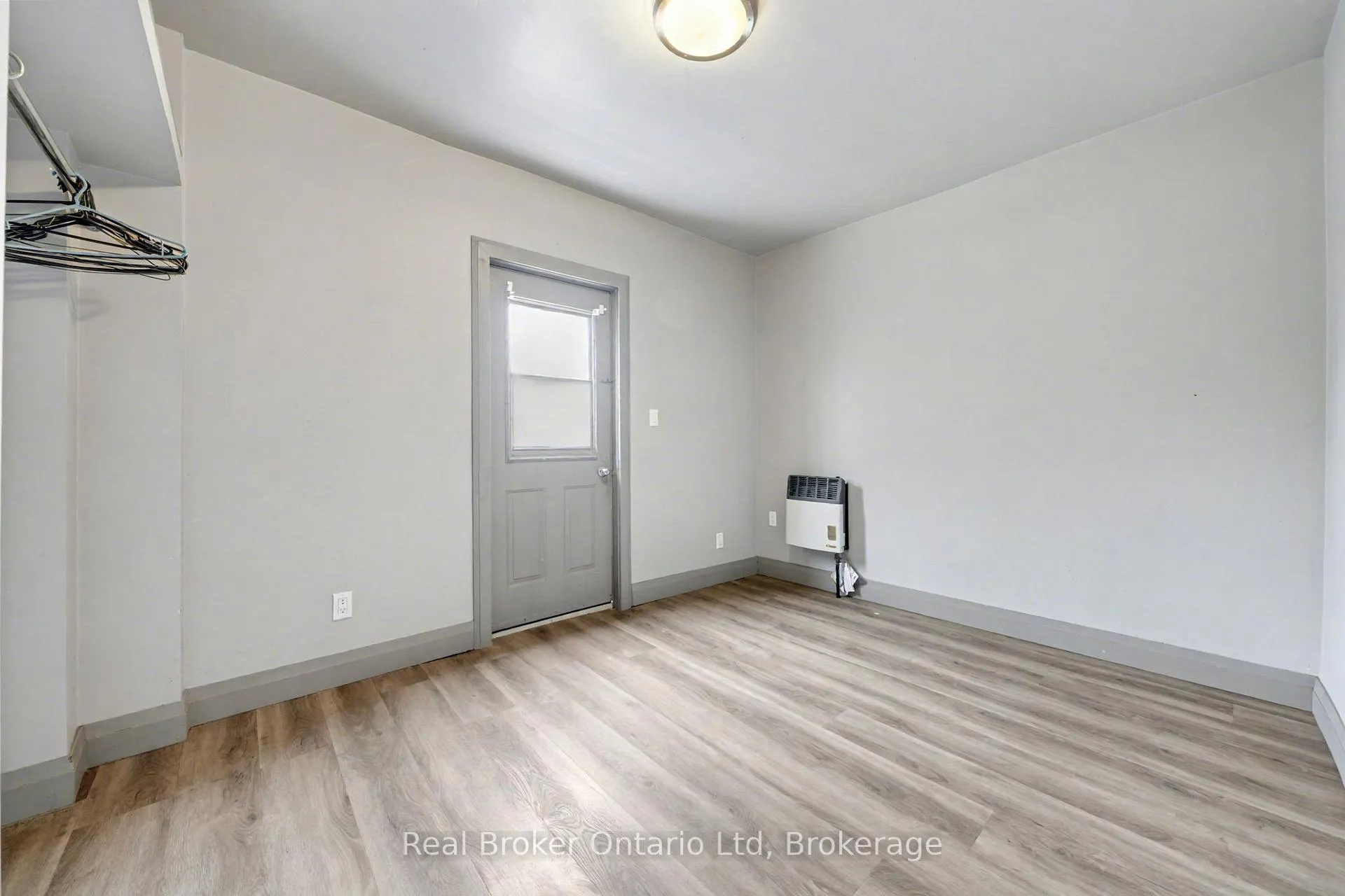 Photo 20 of Unit A, 7 Robert Street, Penetanguishene — HOMEH