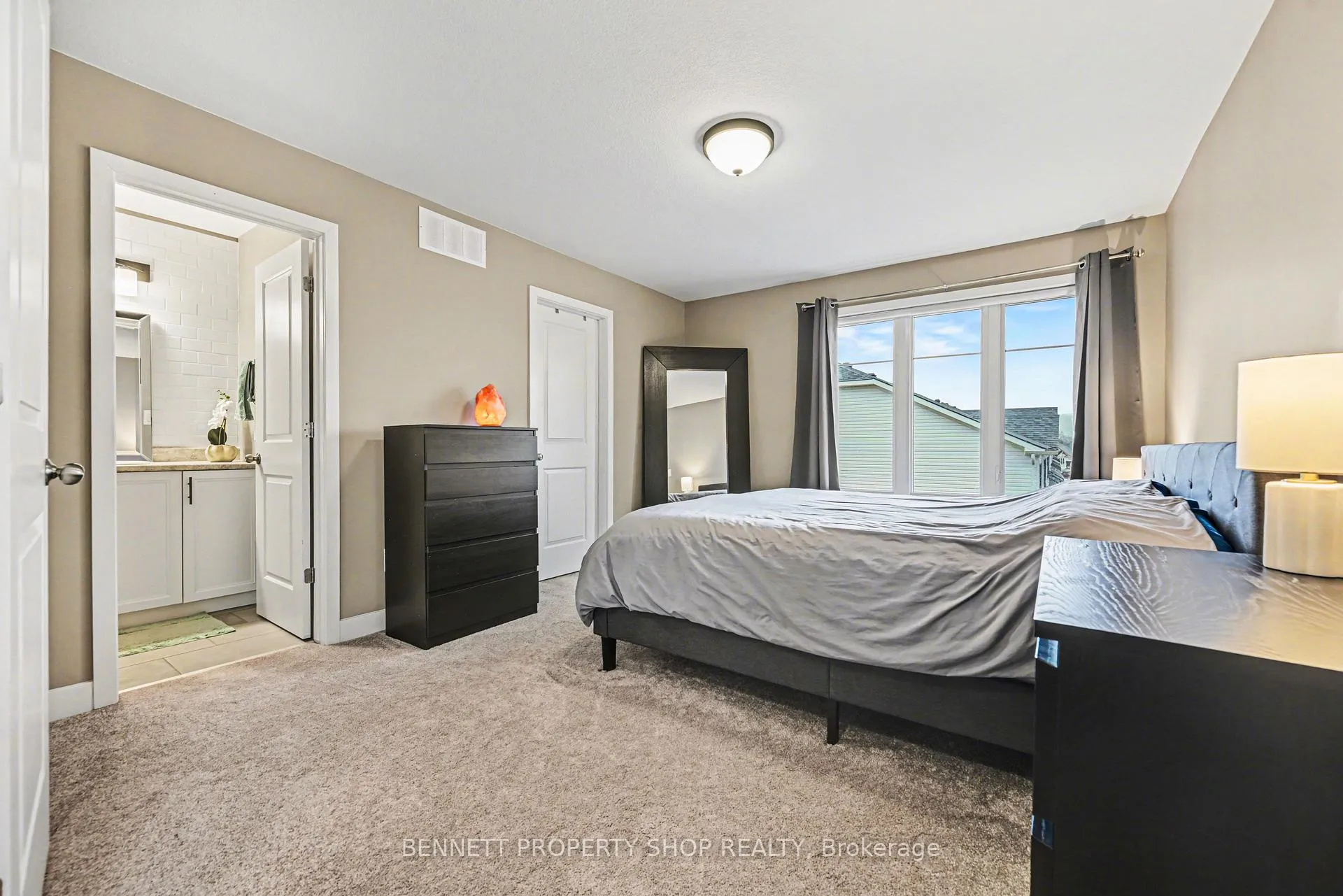 Photo 10 of 33 Staples Boulevard, Smiths Falls — HOMEH