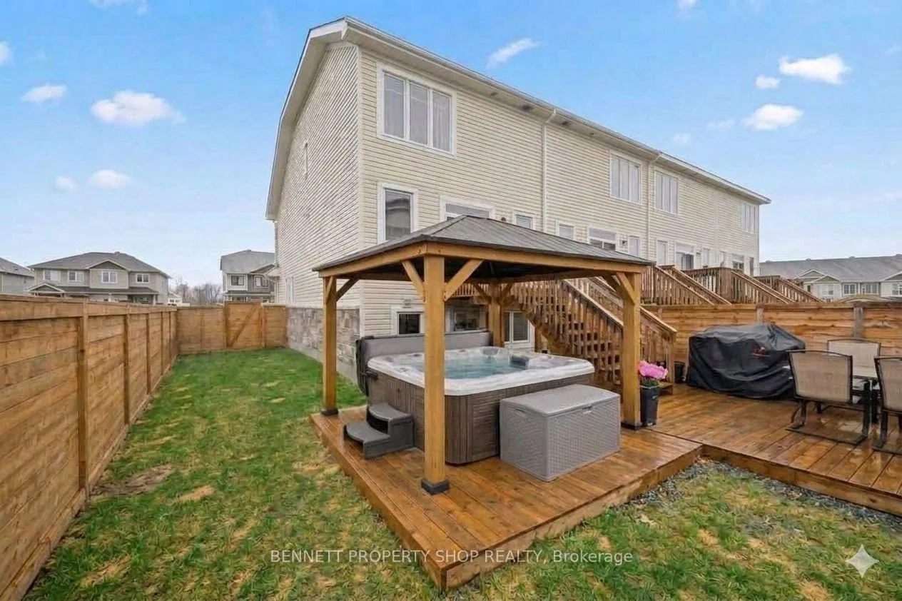 Photo 19 of 33 Staples Boulevard, Smiths Falls — HOMEH