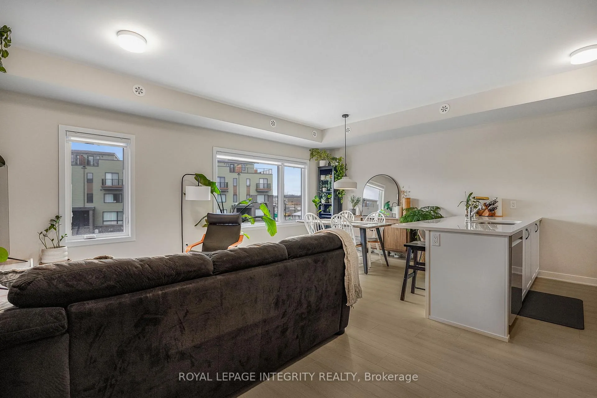 Photo 17 of 626 Mishi Private, Ottawa, CFB Rockcliffe and Area — HOMEH