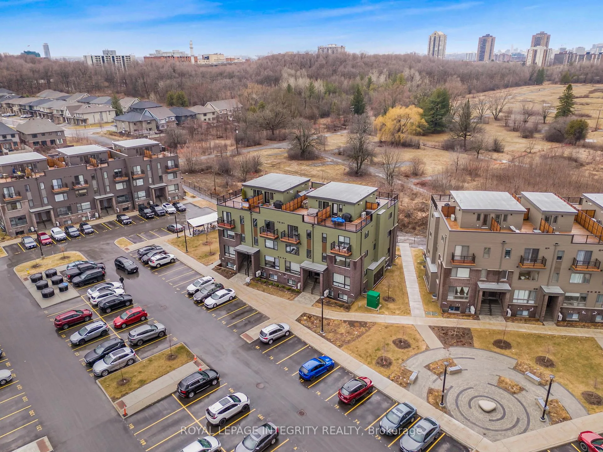 Photo 29 of 626 Mishi Private, Ottawa, CFB Rockcliffe and Area — HOMEH