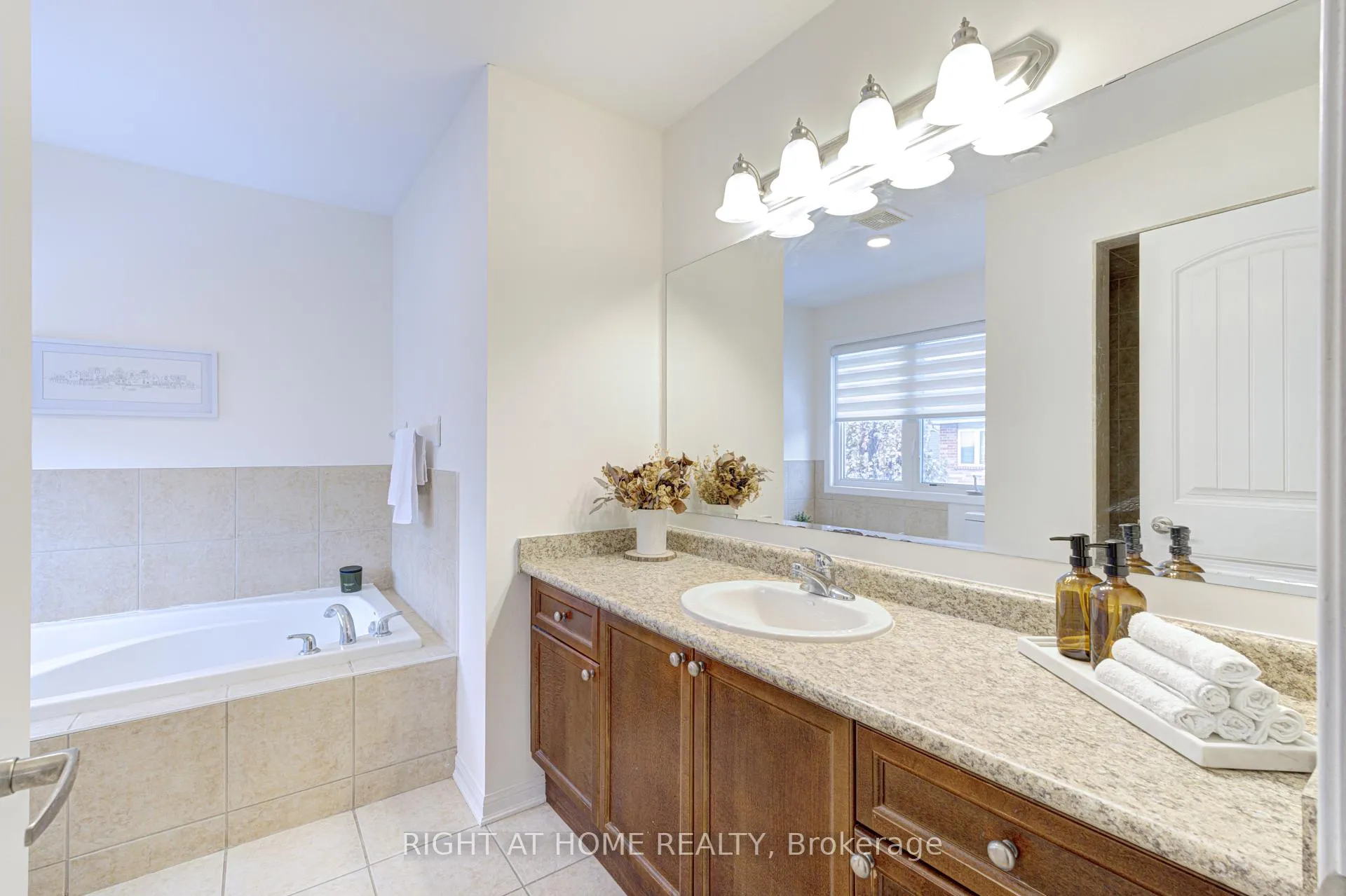 Photo 23 of 796 Rayner Court, Milton, Harrison — HOMEH