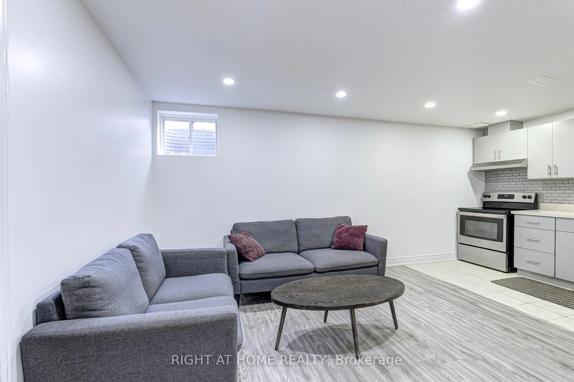 Photo 35 of 796 Rayner Court, Milton, Harrison — HOMEH