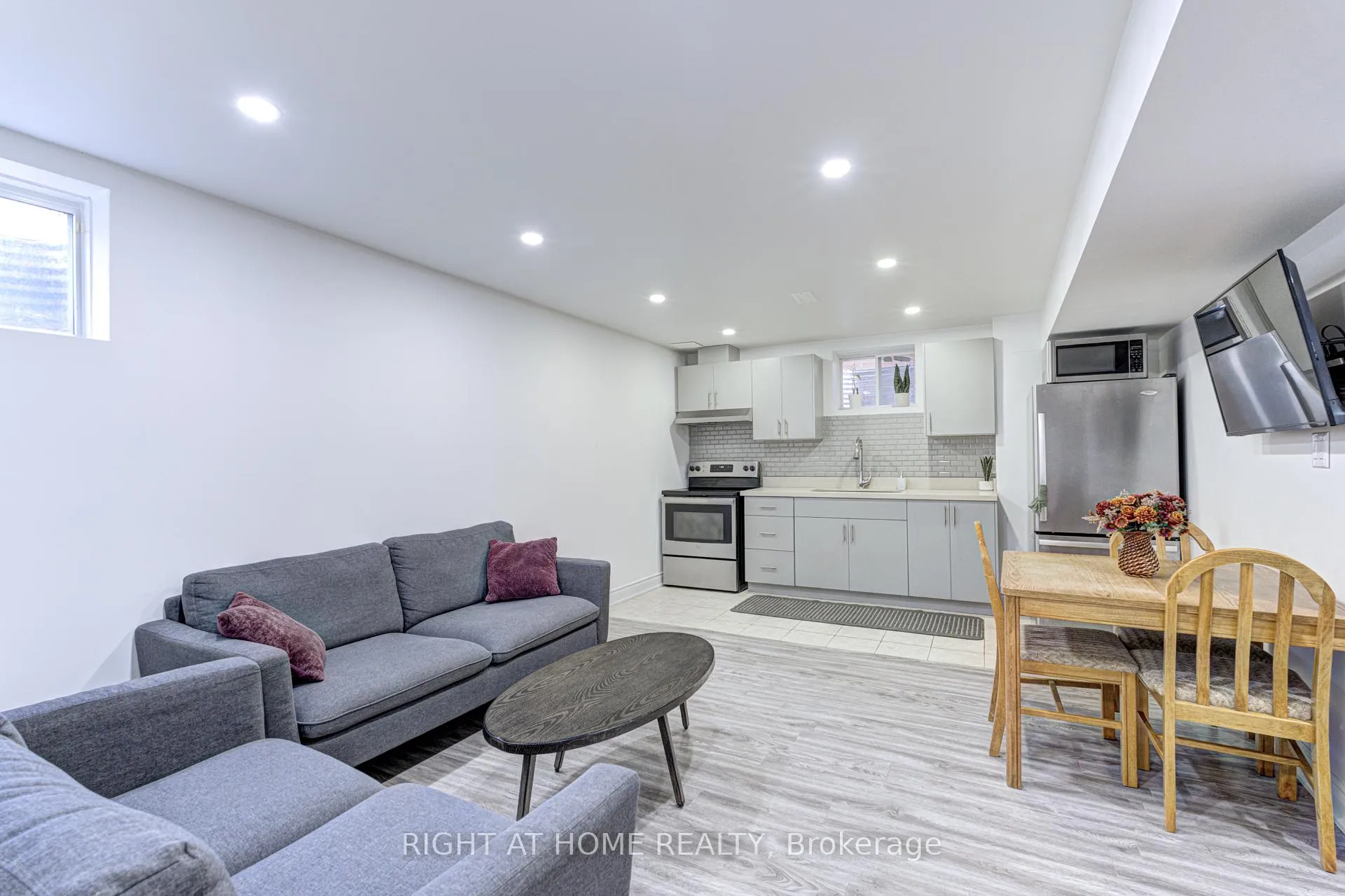 Photo 36 of 796 Rayner Court, Milton, Harrison — HOMEH