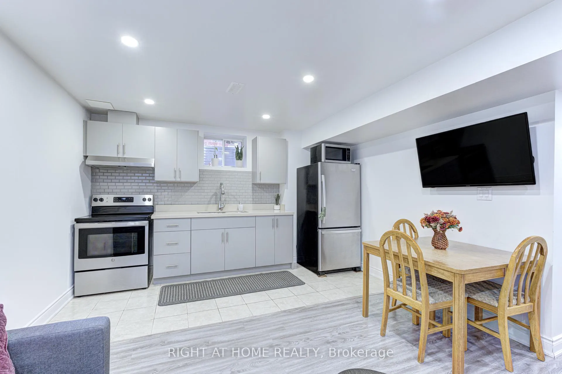 Photo 39 of 796 Rayner Court, Milton, Harrison — HOMEH