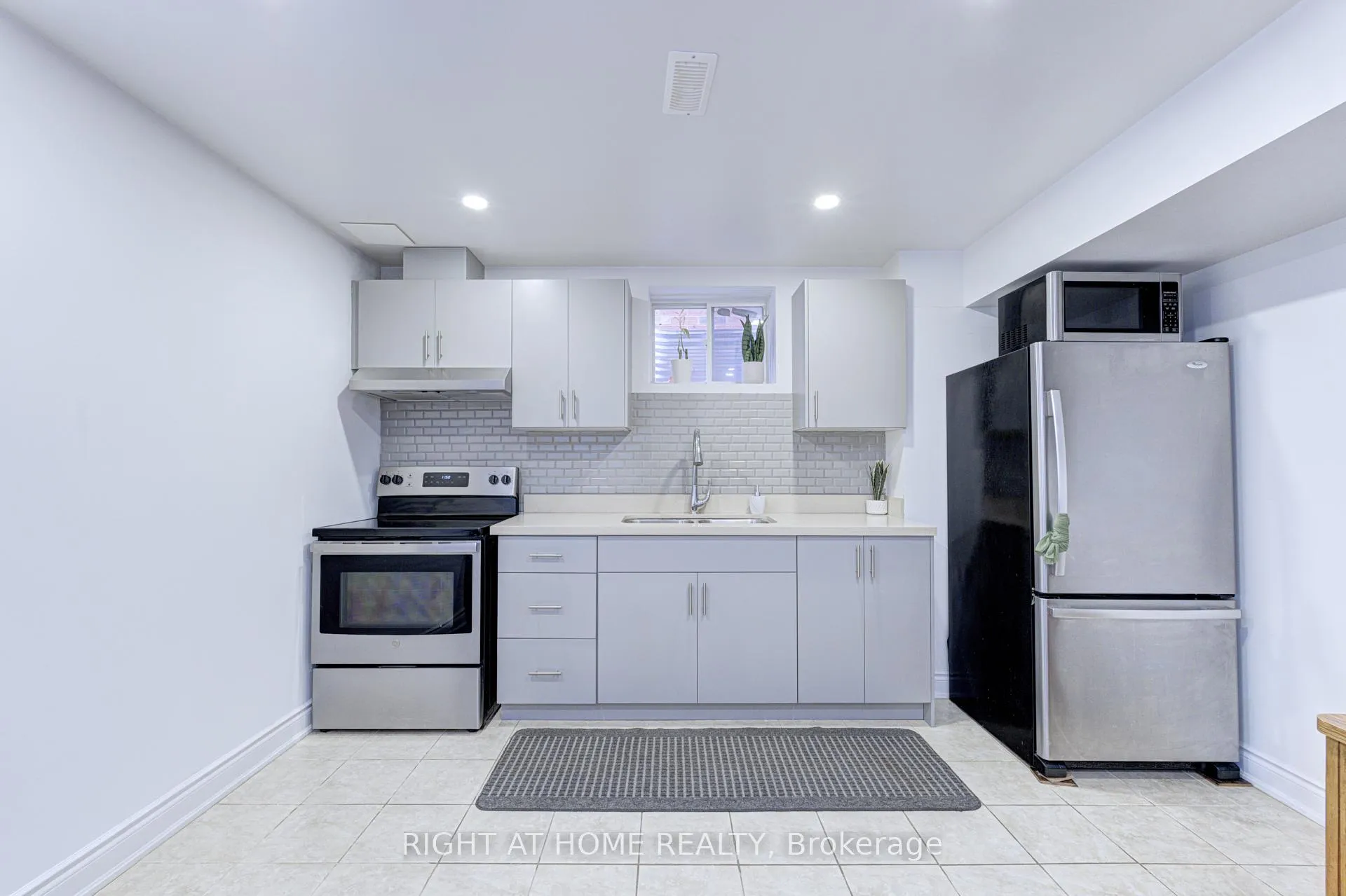 Photo 40 of 796 Rayner Court, Milton, Harrison — HOMEH