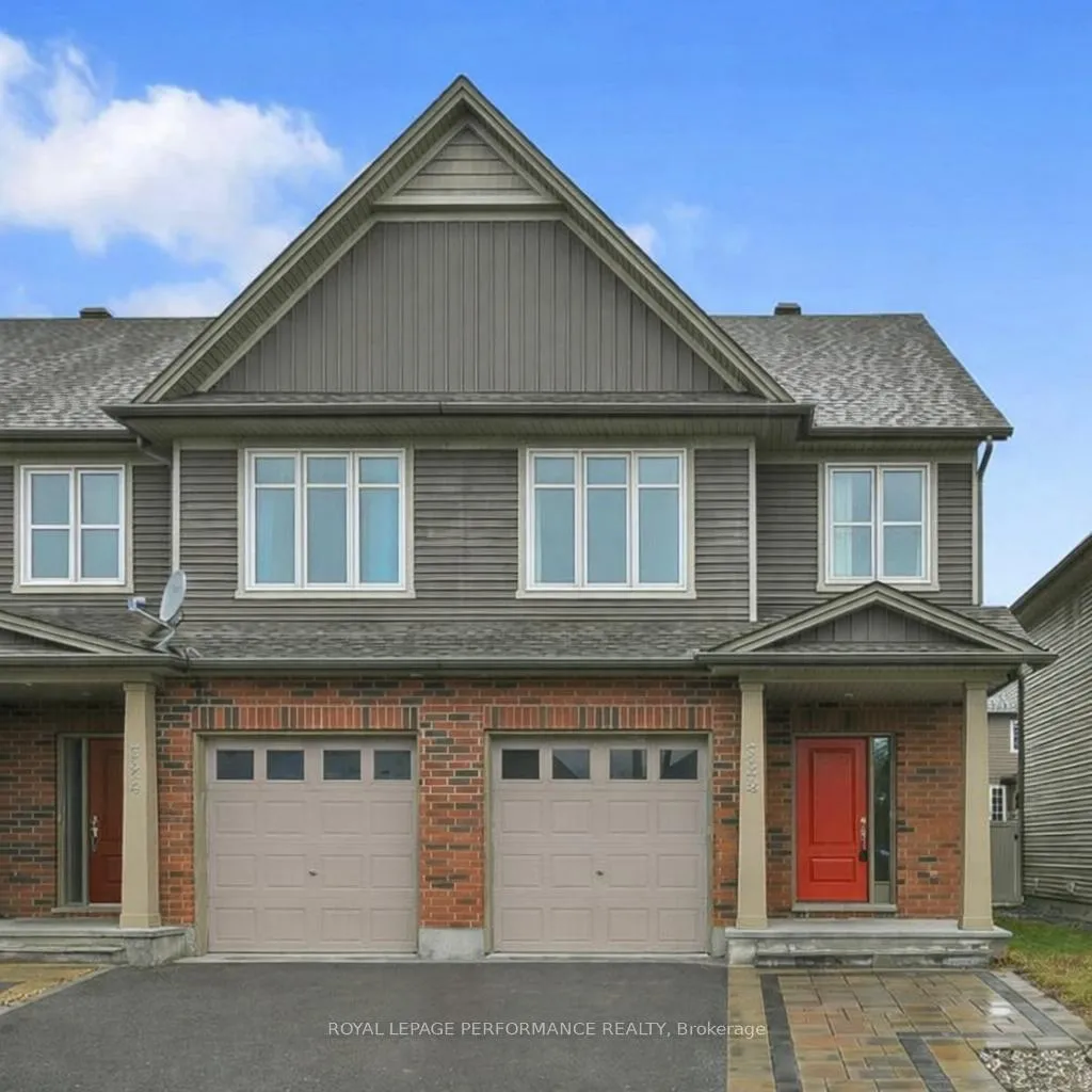 Front of 322 Fergus Crescent