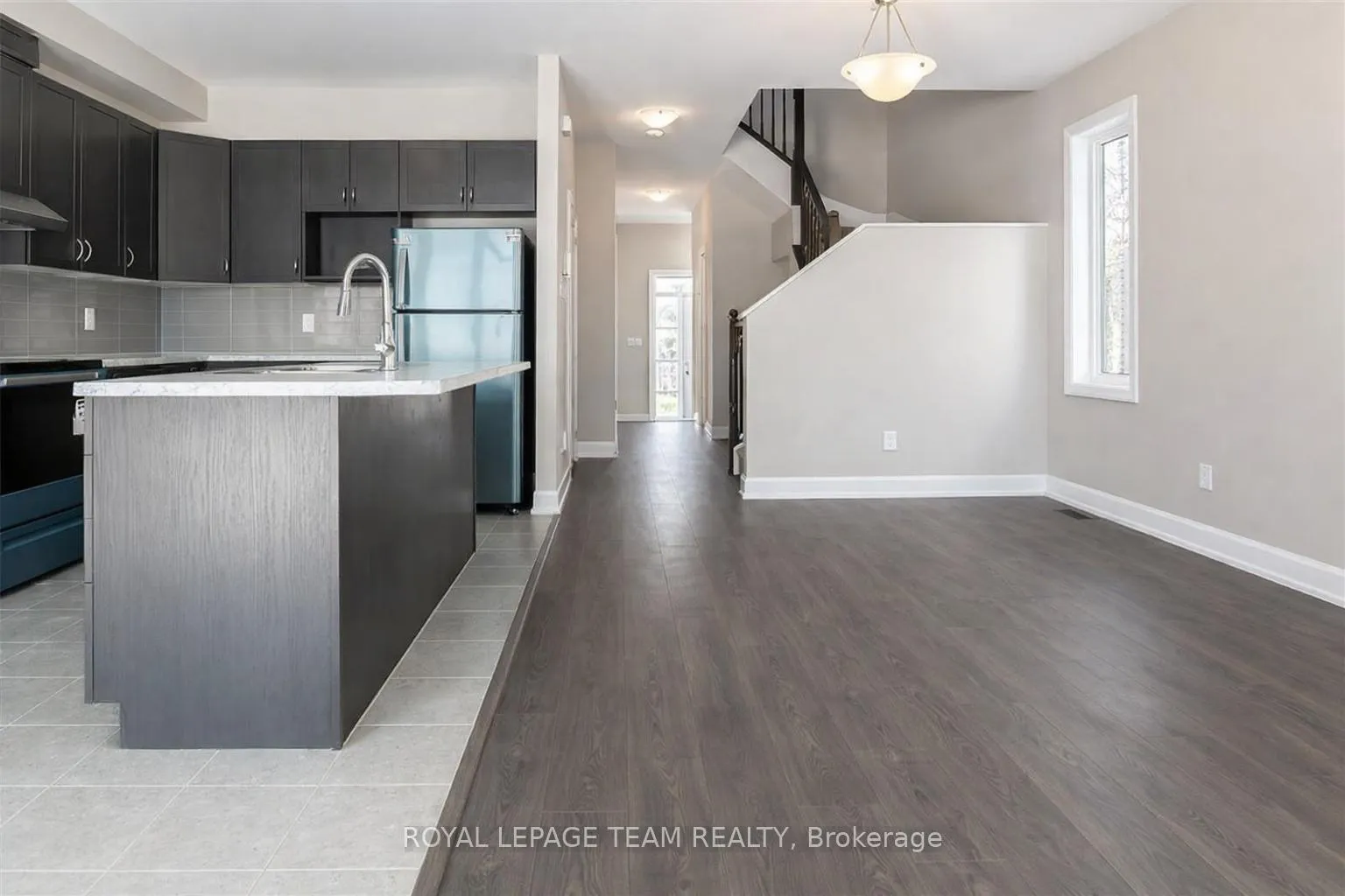 Photo 9 of 83 Aura Avenue, Ottawa, Barrhaven - Heritage Park — HOMEH
