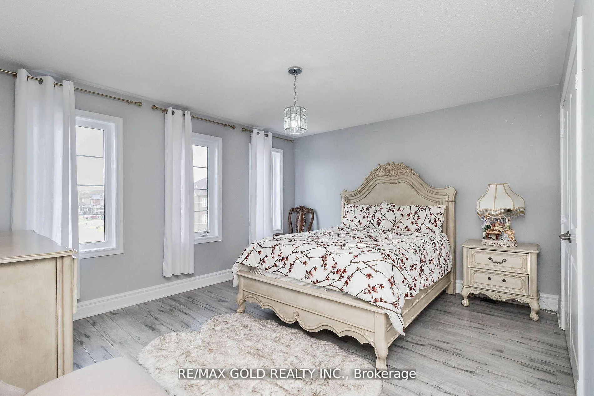 Photo 25 of 115 Elm Street, Southgate — HOMEH