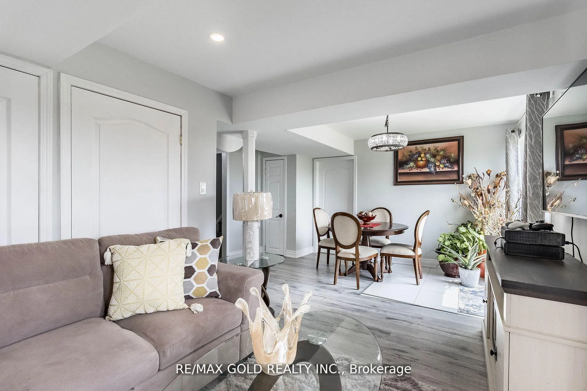 Photo 33 of 115 Elm Street, Southgate — HOMEH