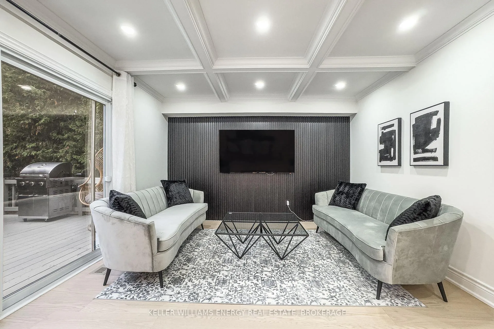 Photo 6 of 358 Carnaby Court, Oshawa, Centennial — HOMEH
