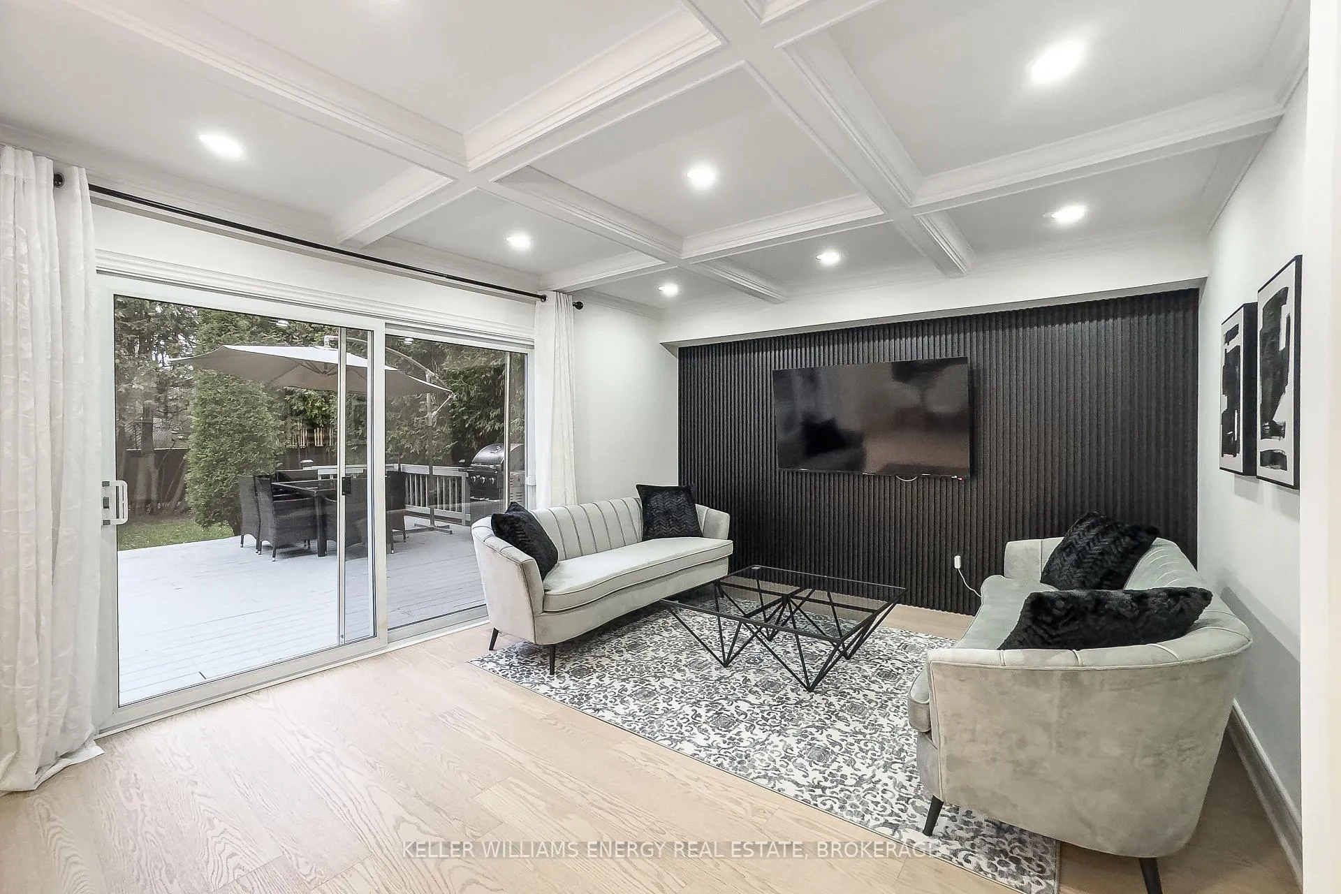 Photo 7 of 358 Carnaby Court, Oshawa, Centennial — HOMEH