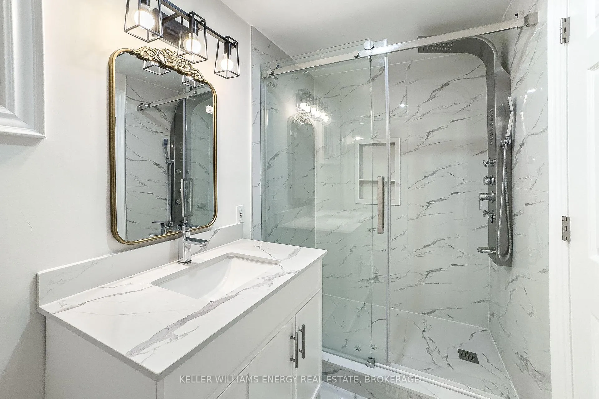 Photo 15 of 358 Carnaby Court, Oshawa, Centennial — HOMEH