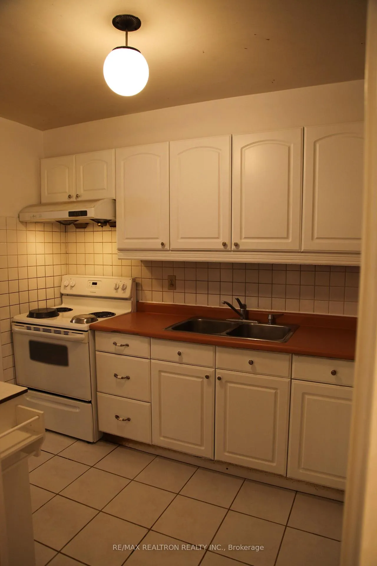 Photo 14 of Unit Ph06, 3 Massey Square, Toronto, Crescent Town — HOMEH