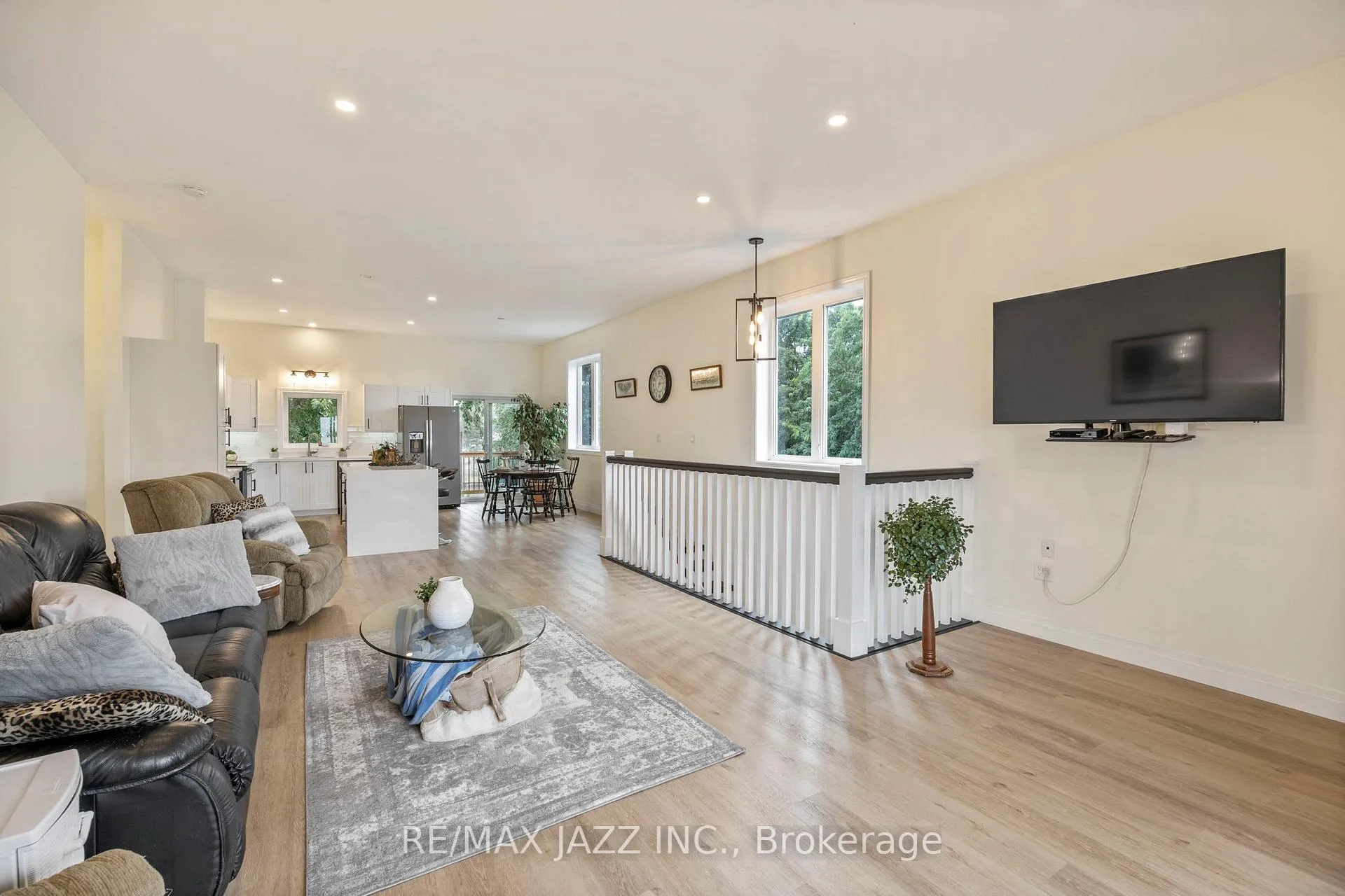 Photo 16 of 283 Platten Boulevard, Scugog, Rural Scugog — HOMEH