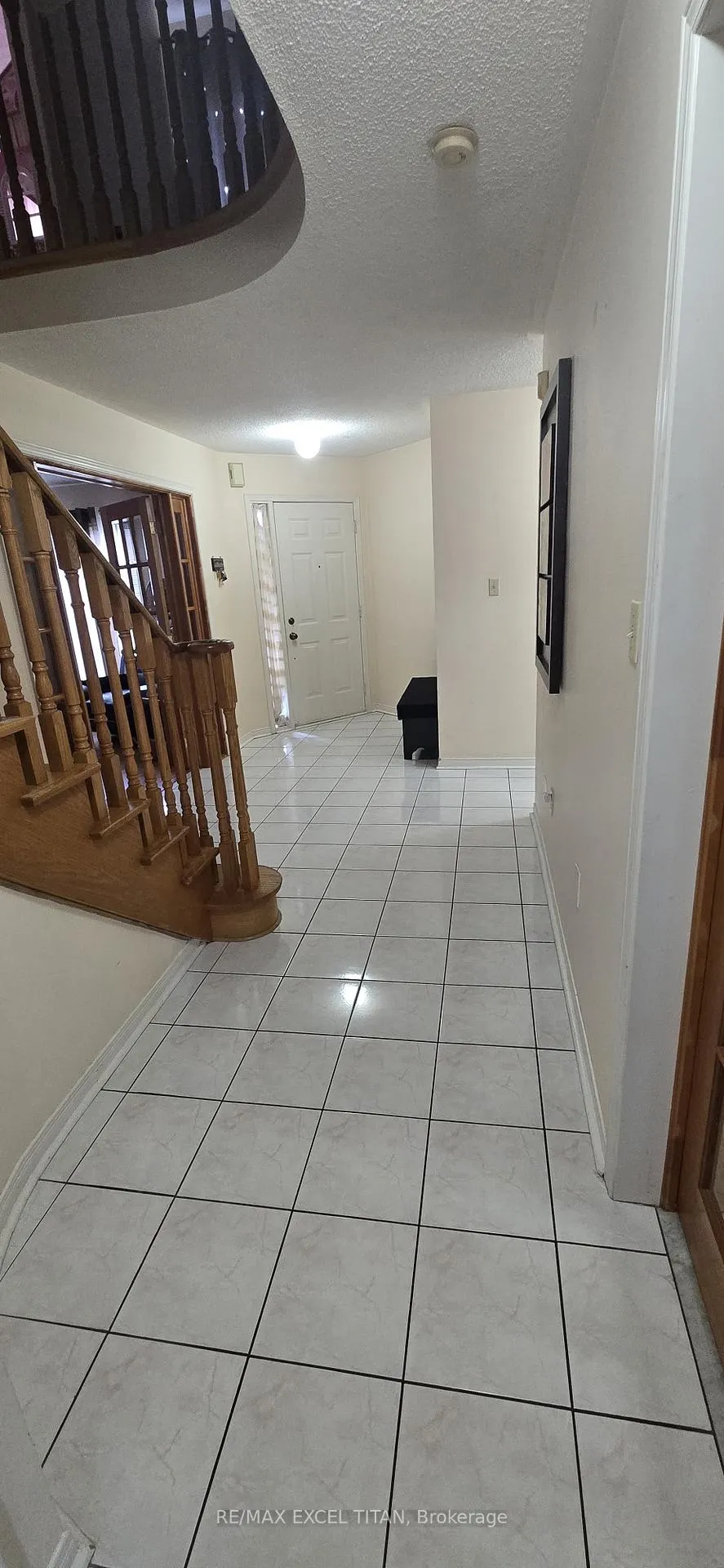 Photo 5 of 43 Arborview Crescent, Etobicoke, West Humber-Clairville — HOMEH