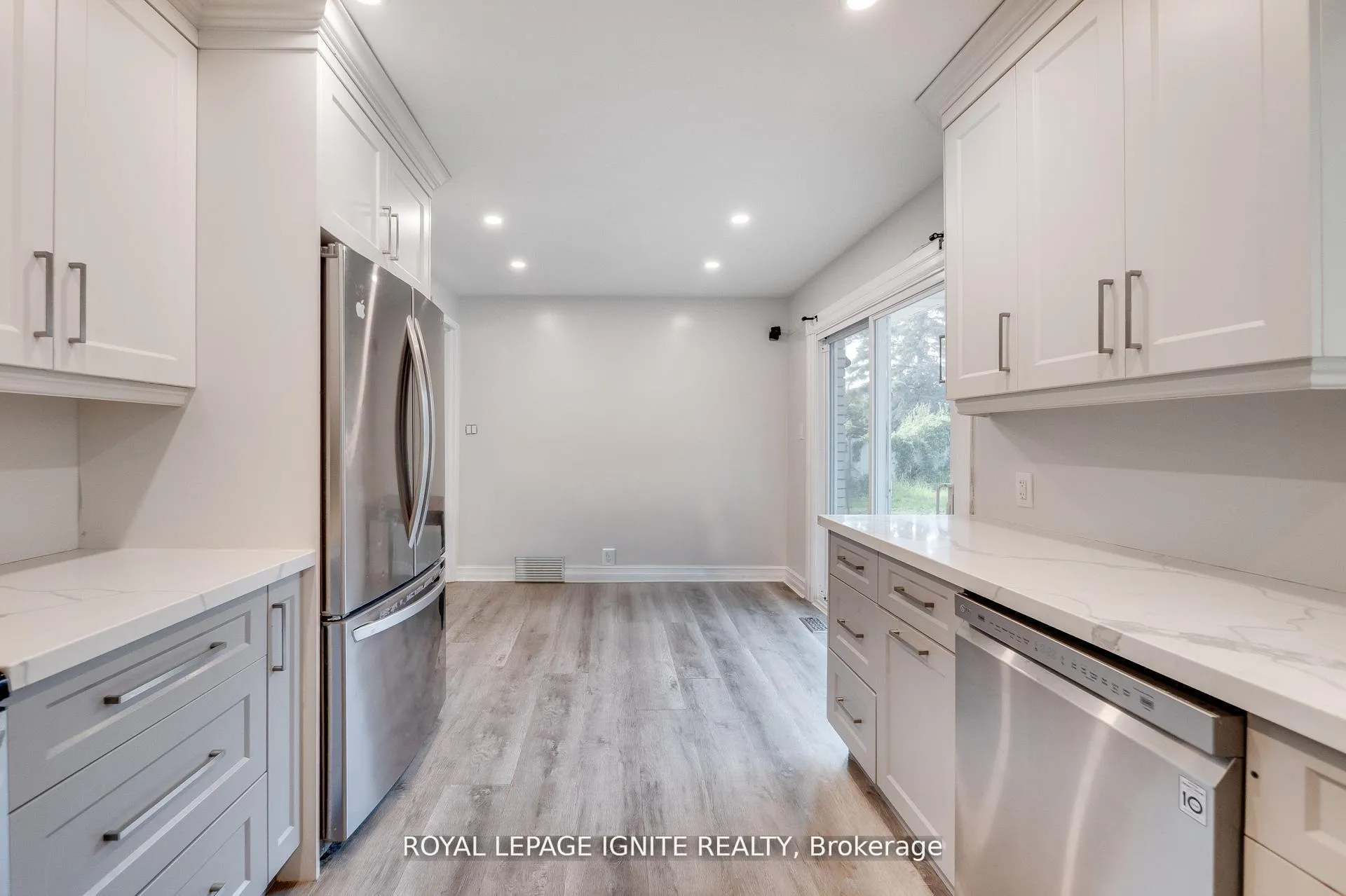 Photo 16 of 1761 Daleview Crescent, Cambridge, Galt City Centre — HOMEH
