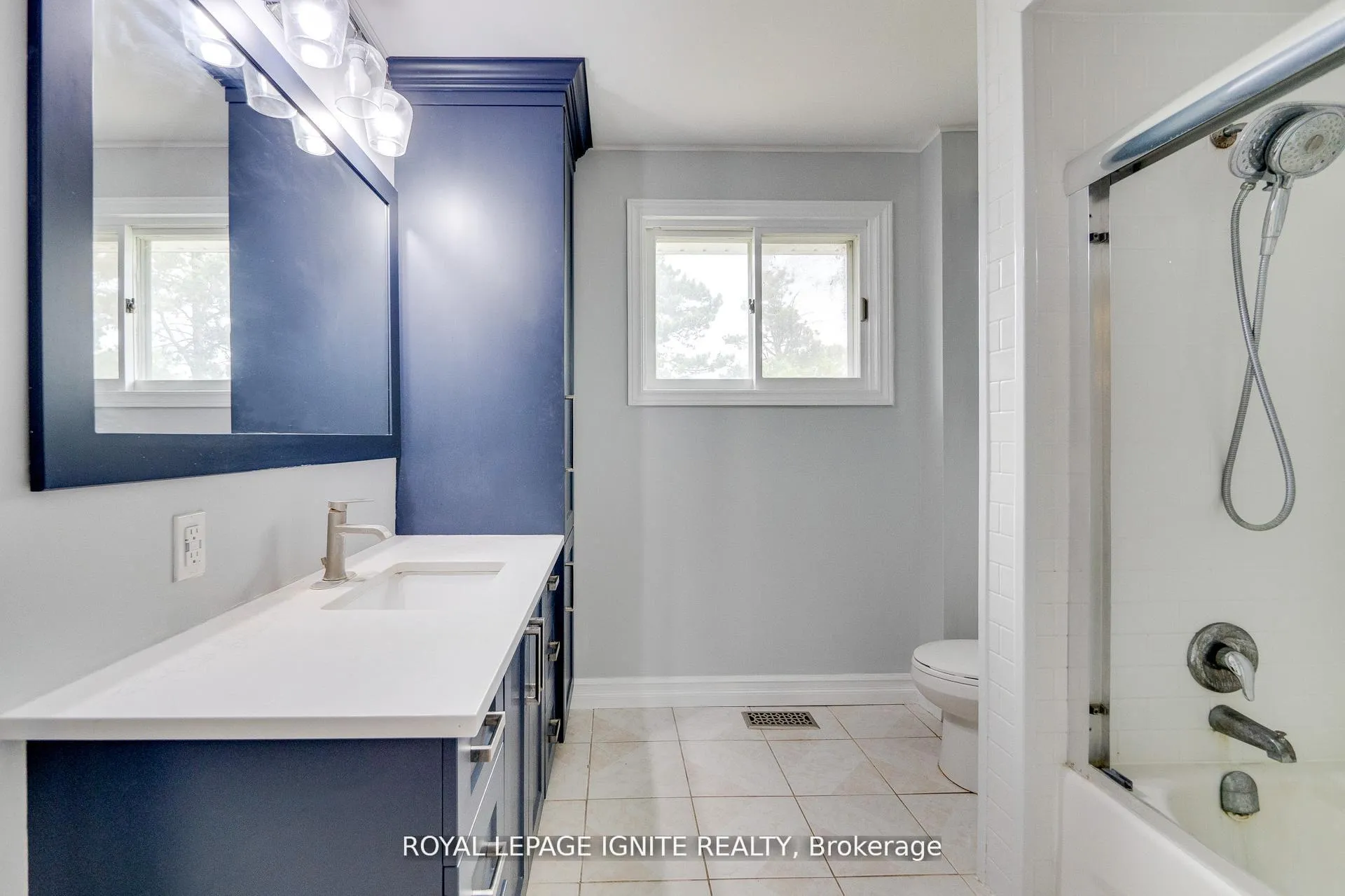 Photo 27 of 1761 Daleview Crescent, Cambridge, Galt City Centre — HOMEH