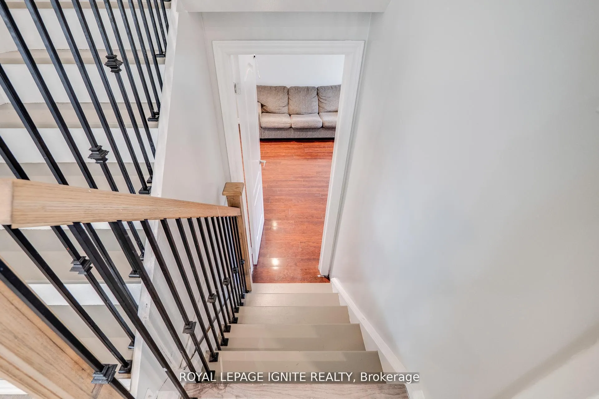 Photo 29 of 1761 Daleview Crescent, Cambridge, Galt City Centre — HOMEH