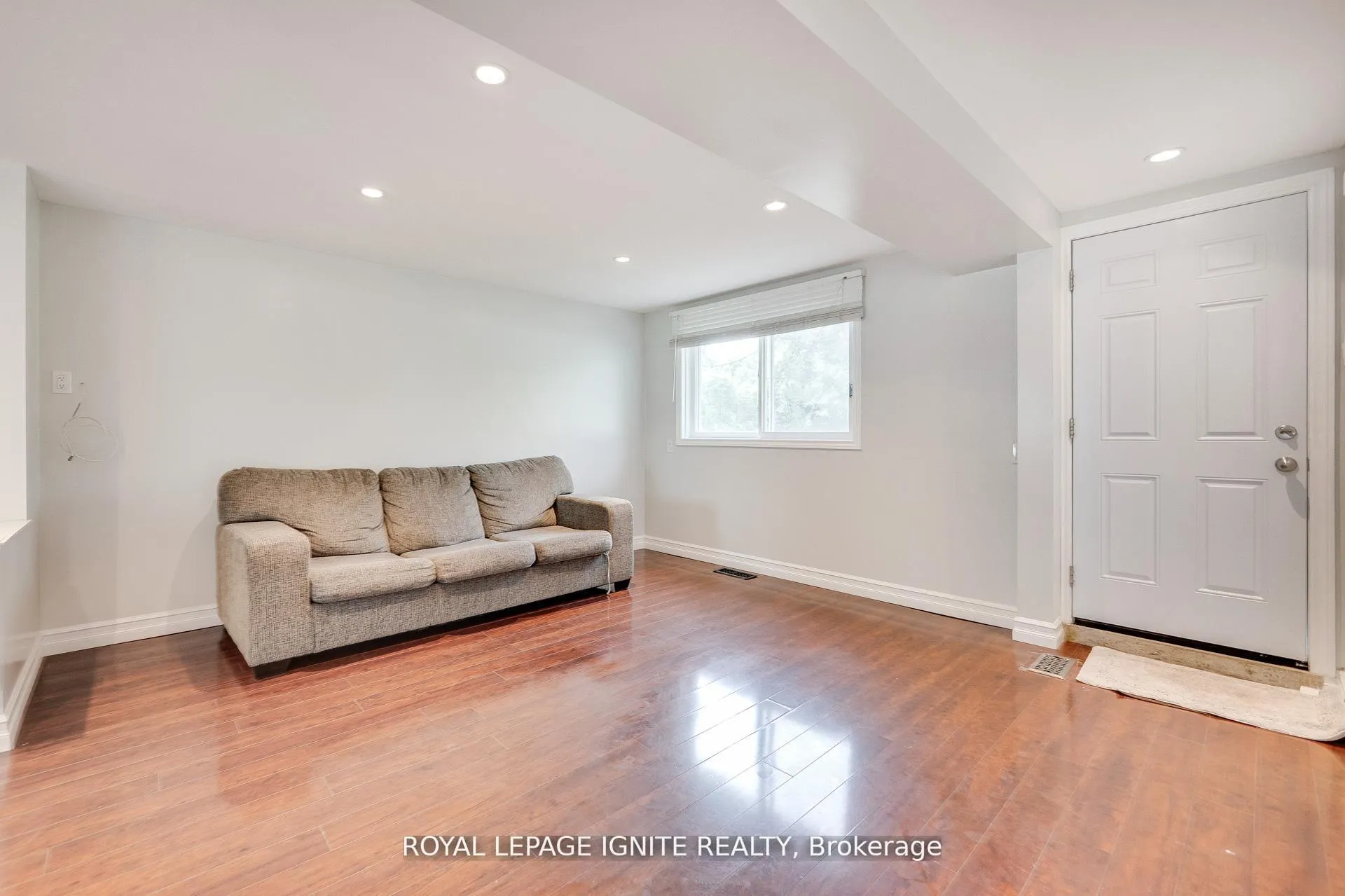 Photo 30 of 1761 Daleview Crescent, Cambridge, Galt City Centre — HOMEH