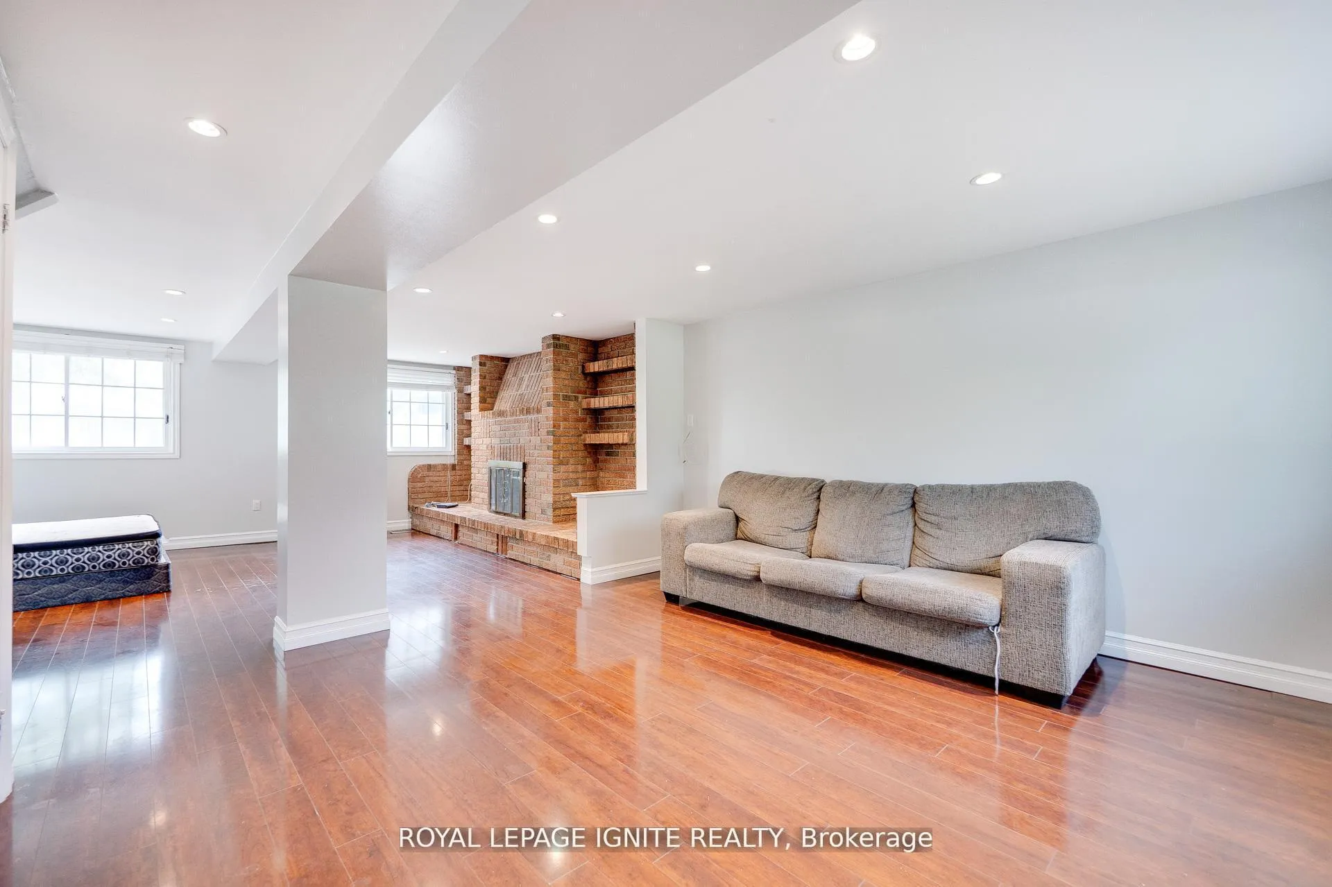 Photo 32 of 1761 Daleview Crescent, Cambridge, Galt City Centre — HOMEH