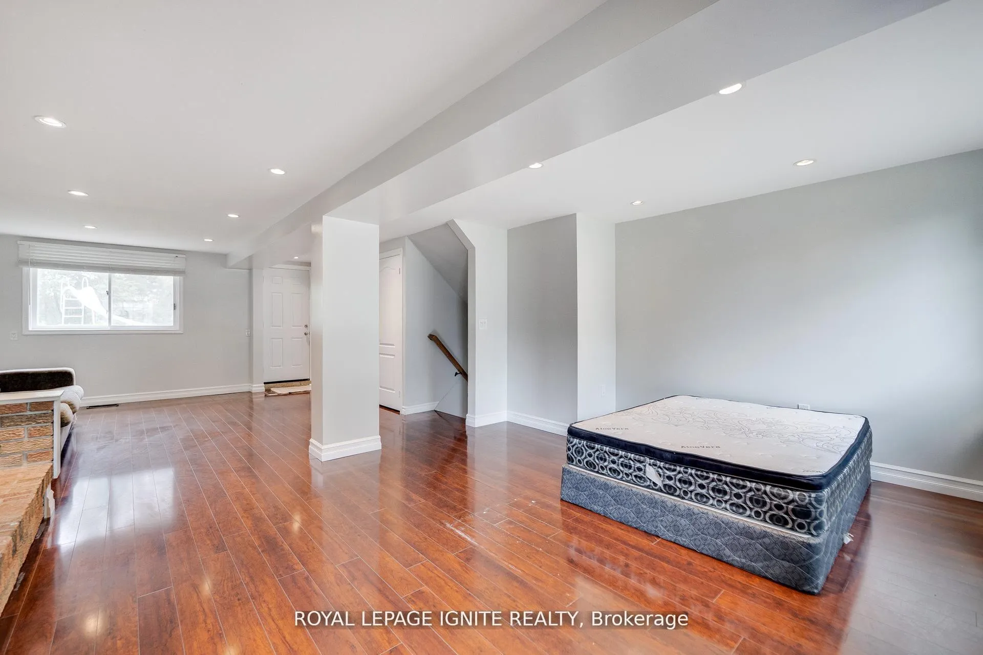 Photo 35 of 1761 Daleview Crescent, Cambridge, Galt City Centre — HOMEH