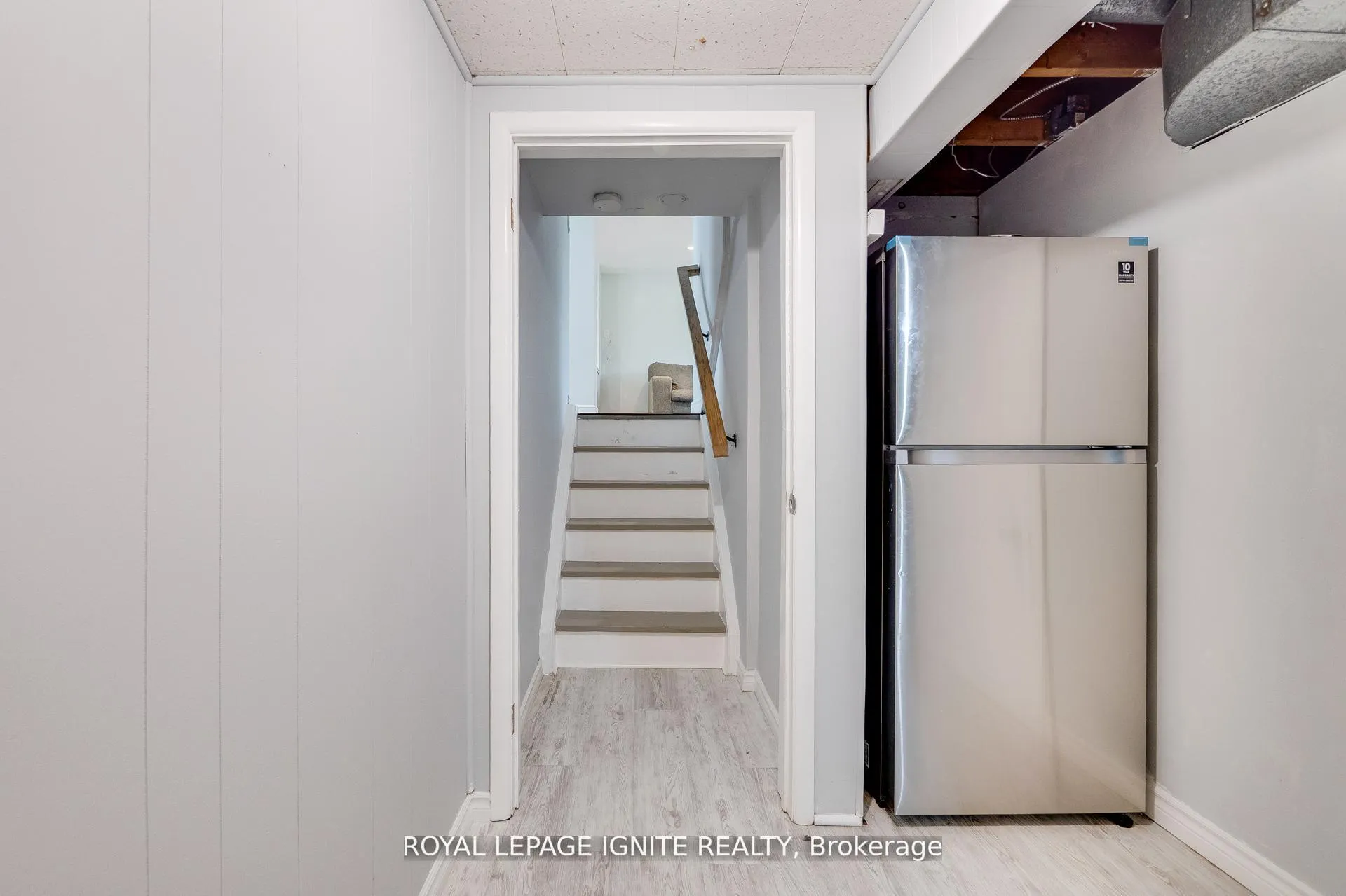 Photo 39 of 1761 Daleview Crescent, Cambridge, Galt City Centre — HOMEH