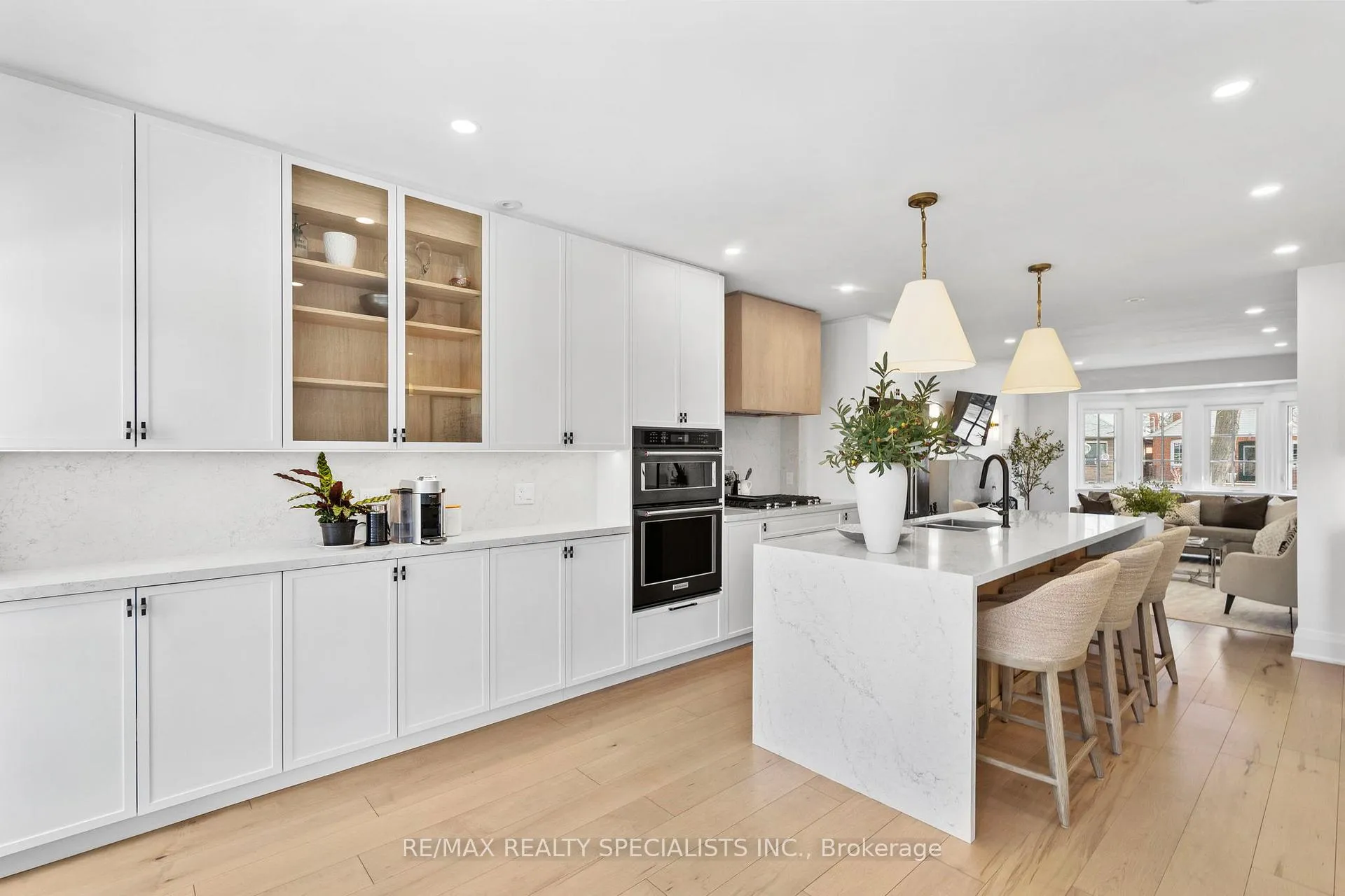 Photo 12 of 20 George Street, Etobicoke, Mimico — HOMEH
