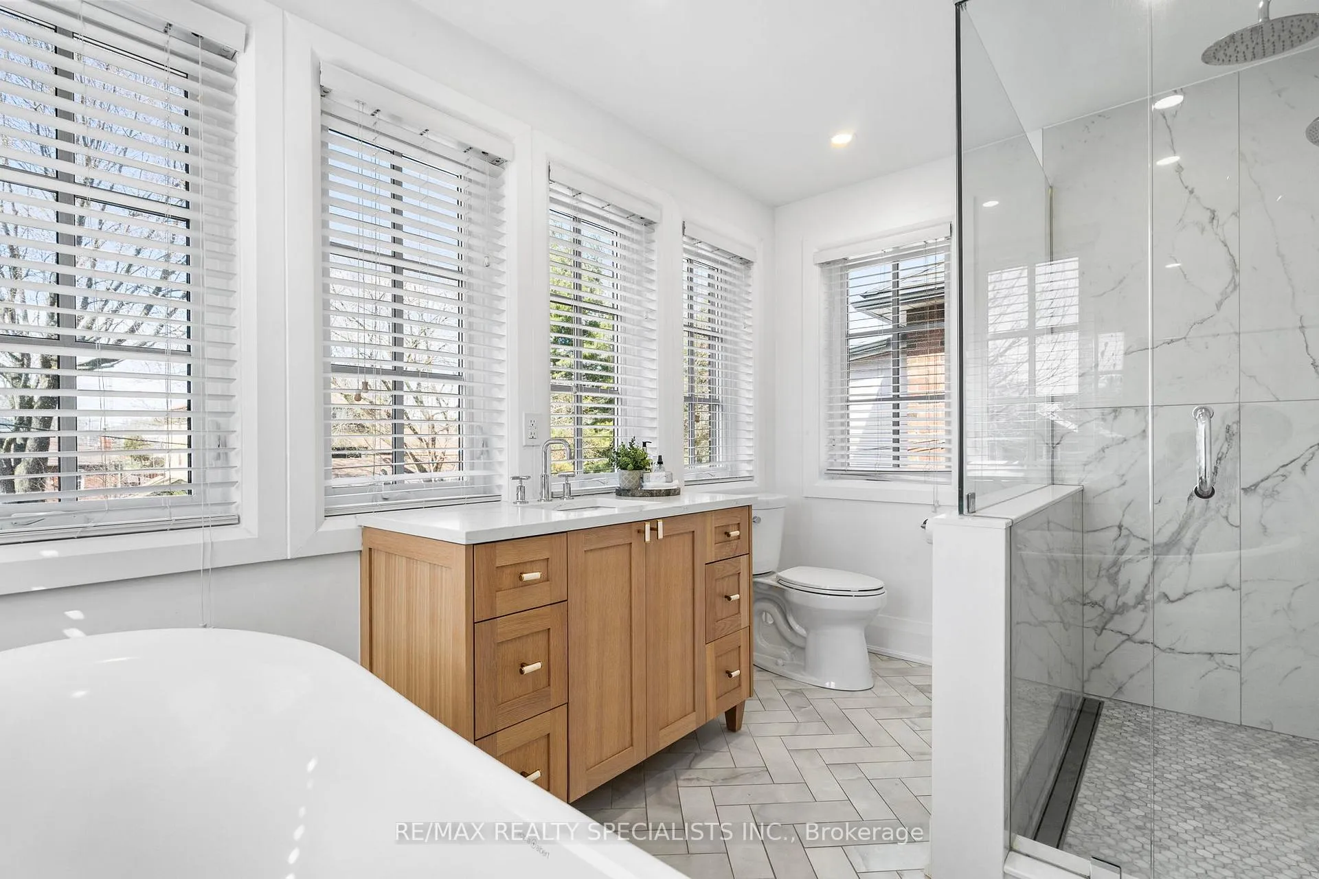 Photo 24 of 20 George Street, Etobicoke, Mimico — HOMEH