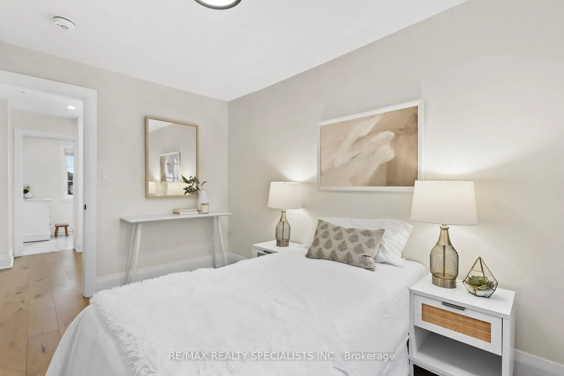 Photo 33 of 20 George Street, Etobicoke, Mimico — HOMEH