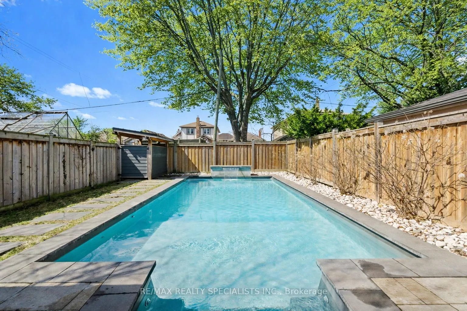 Photo 45 of 20 George Street, Etobicoke, Mimico — HOMEH