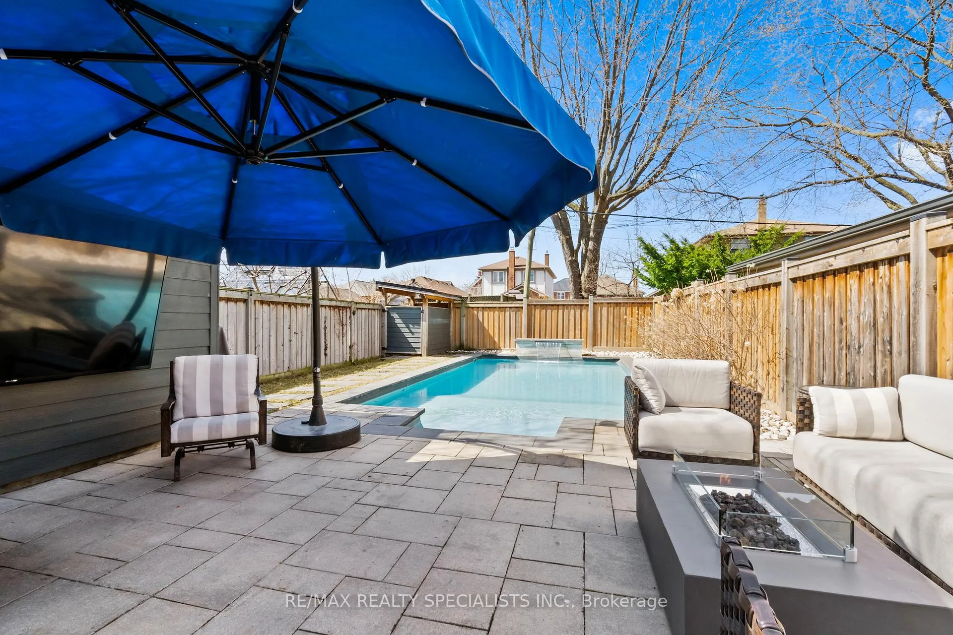 Photo 47 of 20 George Street, Etobicoke, Mimico — HOMEH