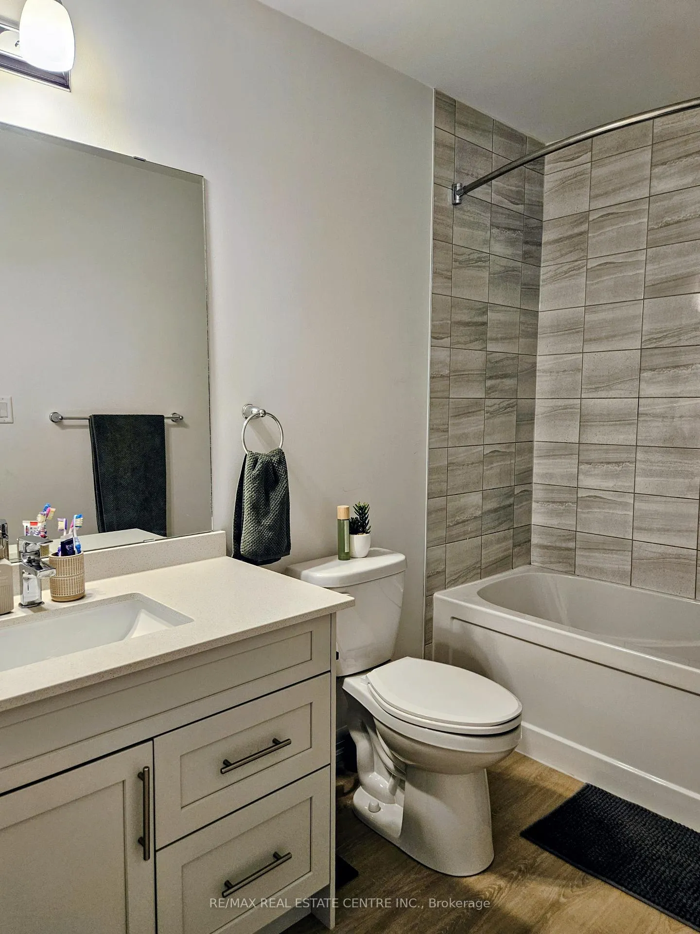 Photo 13 of Unit 31, 55 Tom Brown Drive, Brant, Paris — HOMEH
