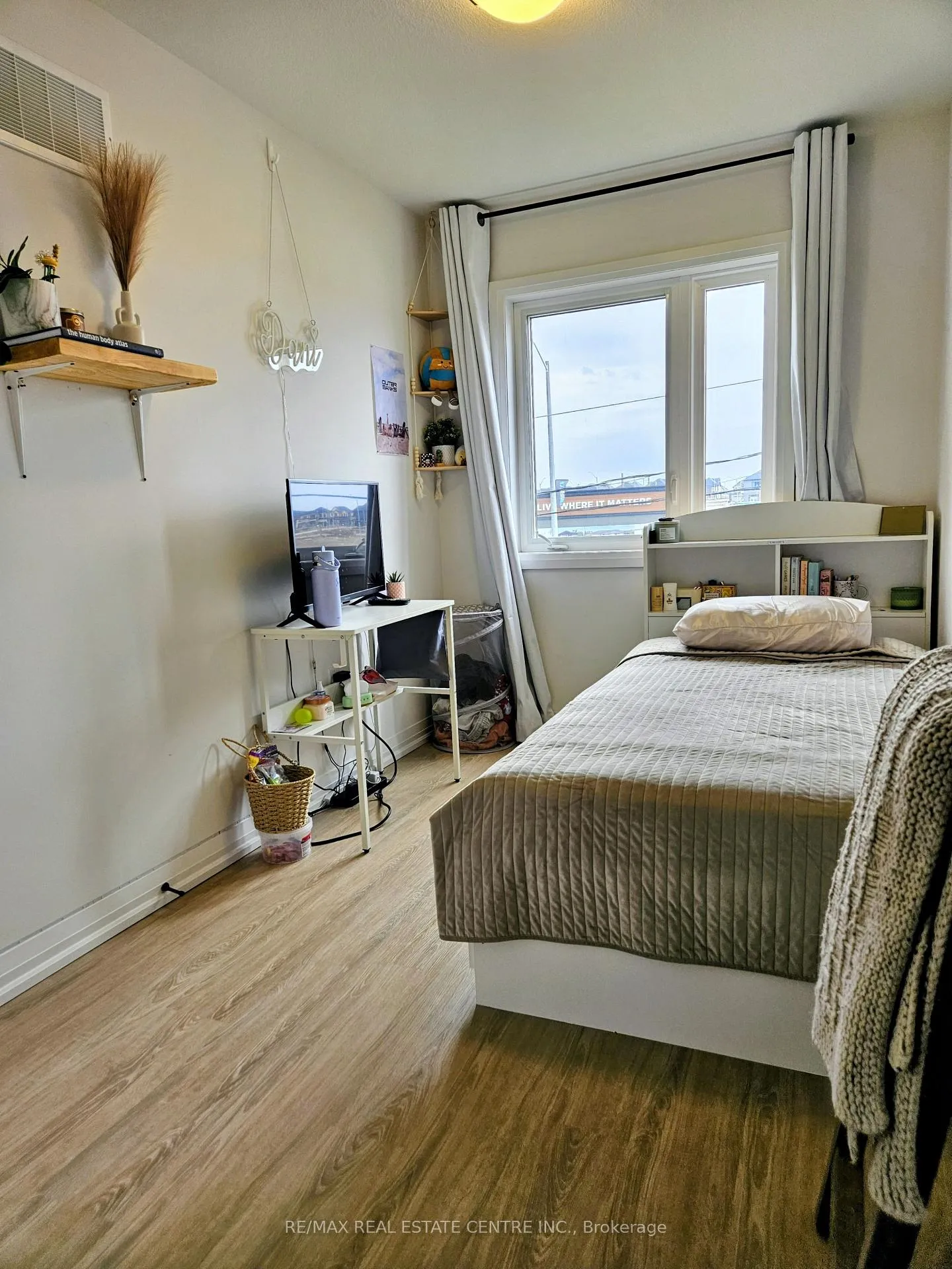 Photo 14 of Unit 31, 55 Tom Brown Drive, Brant, Paris — HOMEH