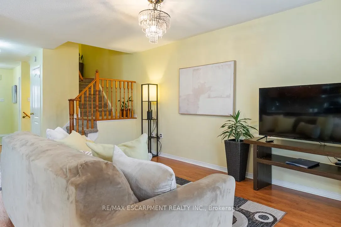 Photo 8 of 32 Admiral Crescent, Essa, Angus — HOMEH