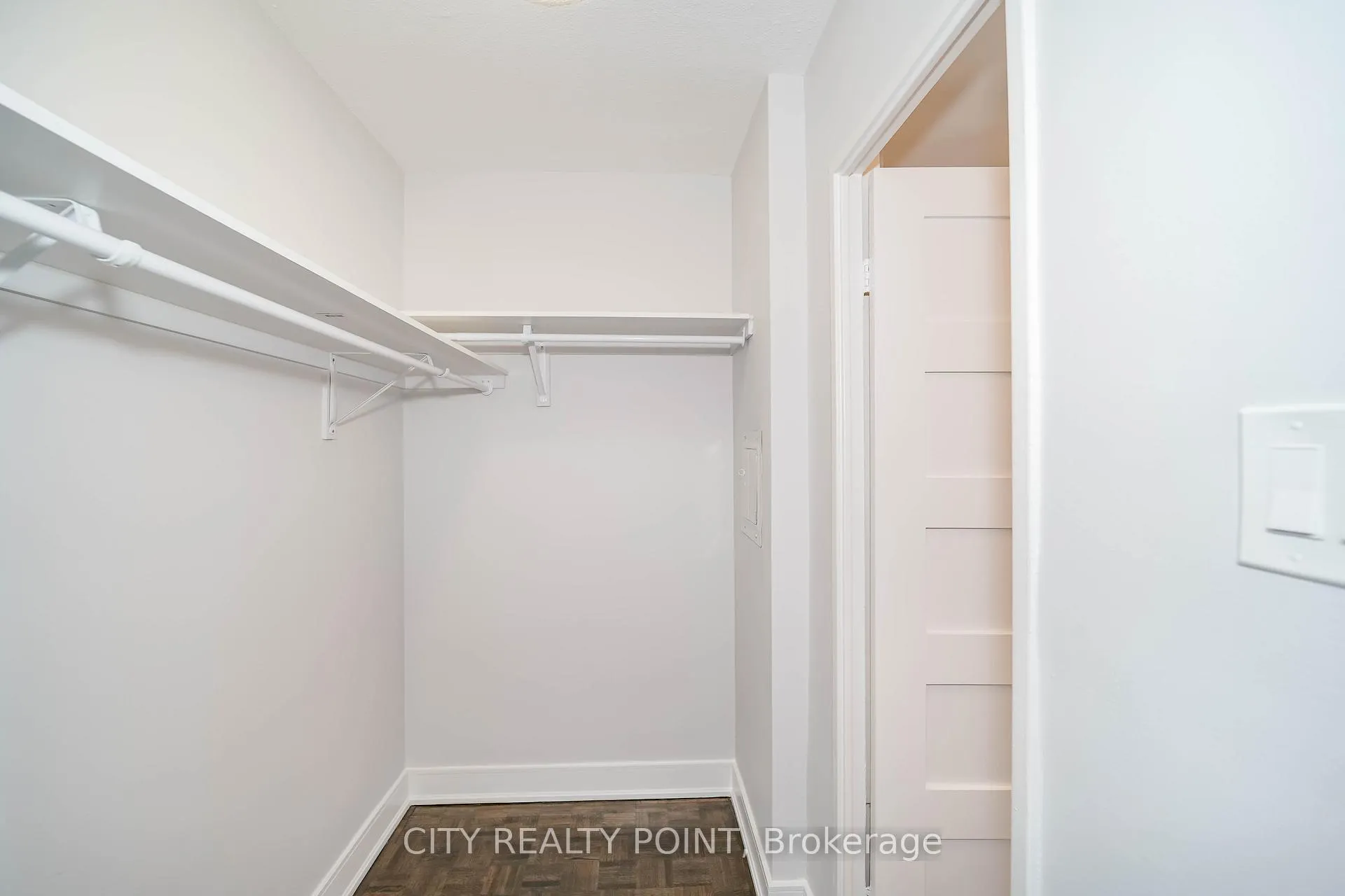 Photo 8 of Unit 601, 1500 Bathurst Street, Toronto, Humewood-Cedarvale — HOMEH