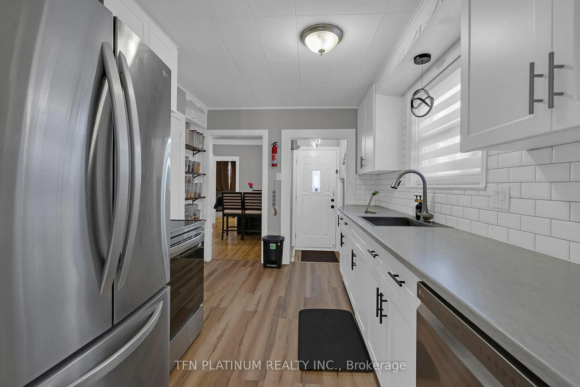 Photo 17 of 23 Rosewood Road, Hamilton, Normanhurst — HOMEH