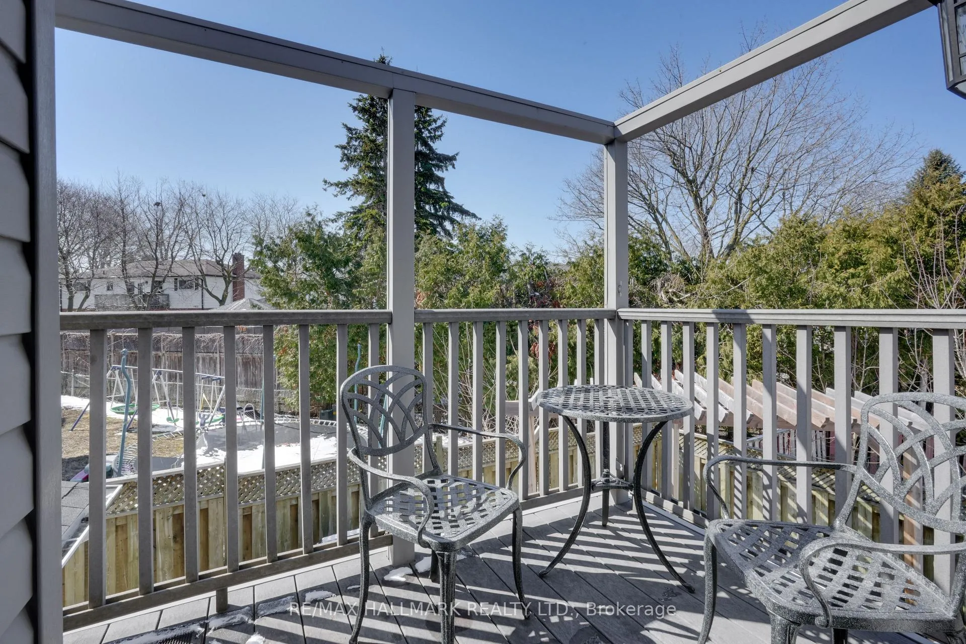 Photo 16 of 28 Jane Crescent, Barrie, Allandale Heights — HOMEH