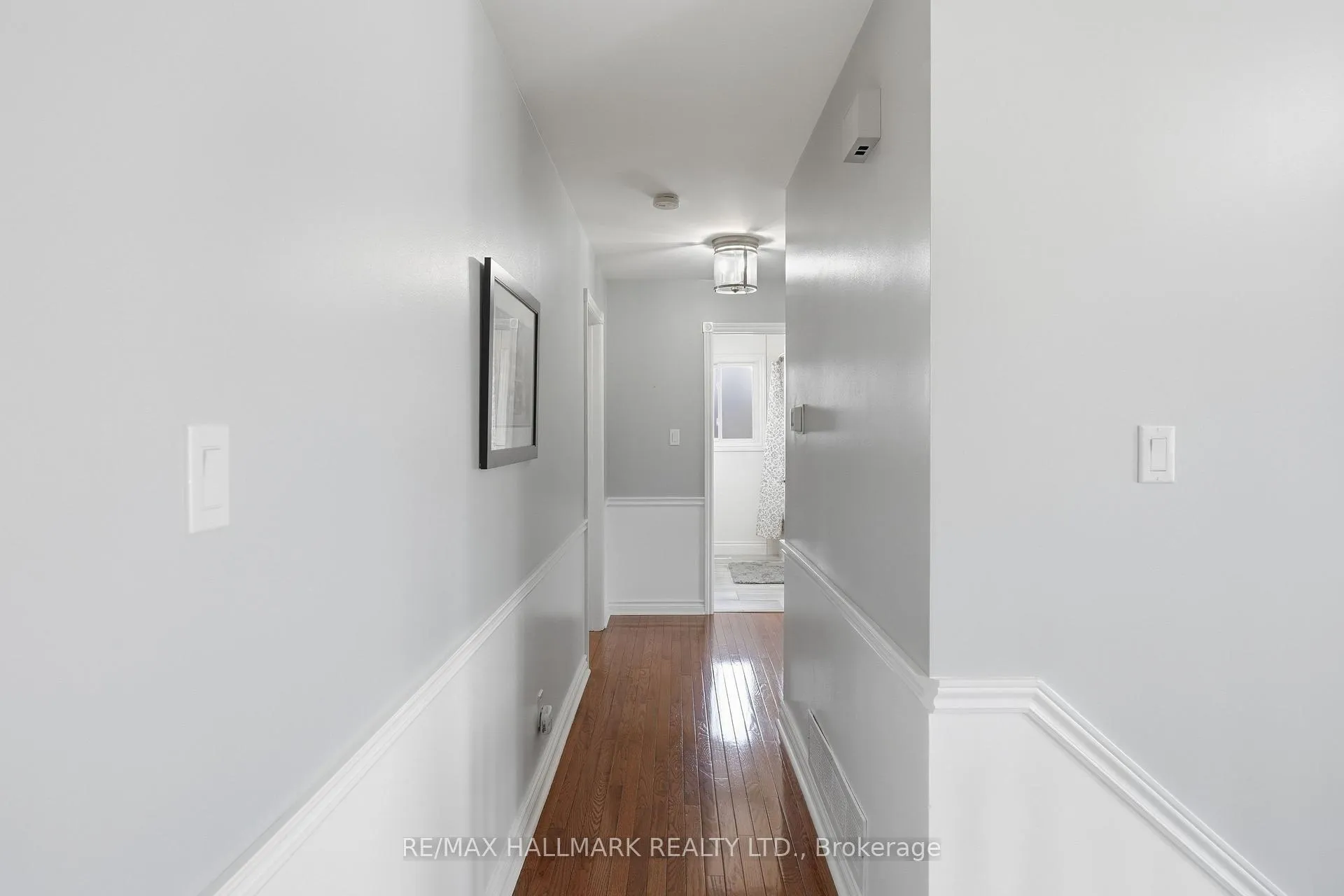 Photo 18 of 28 Jane Crescent, Barrie, Allandale Heights — HOMEH