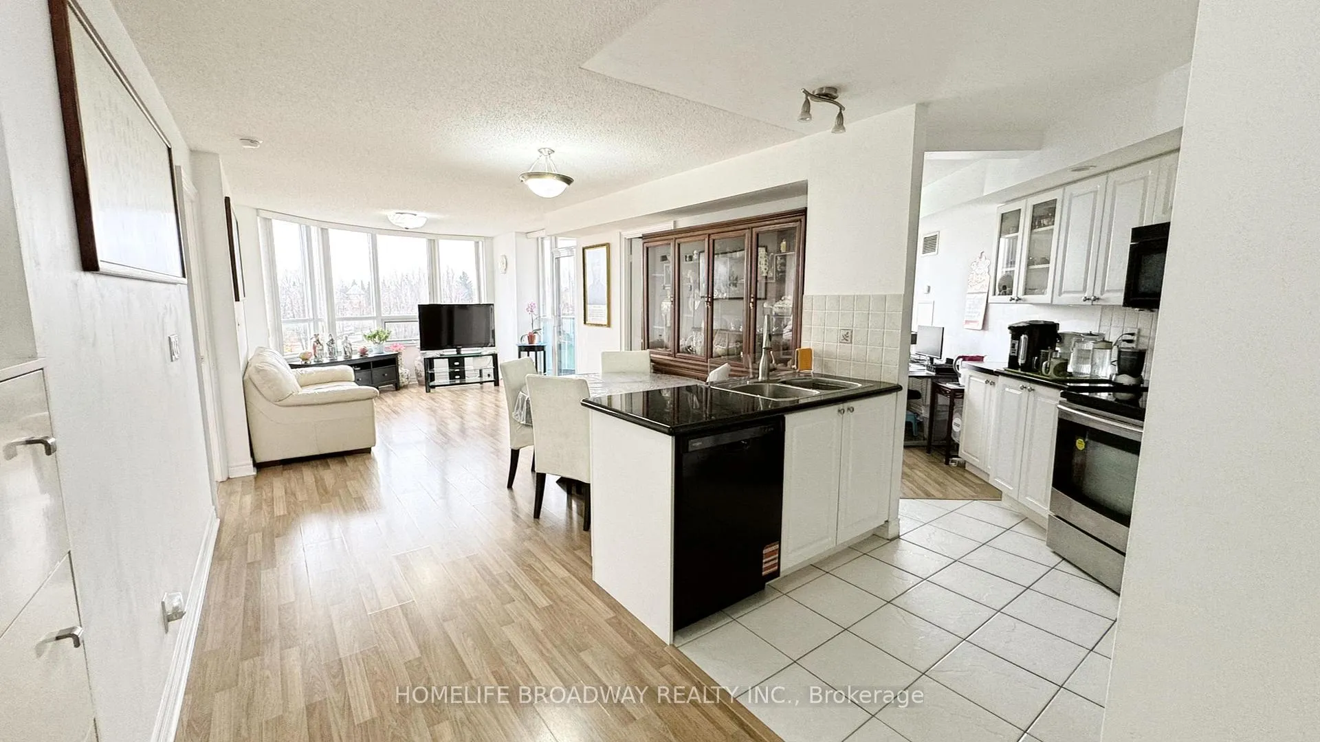 Photo 1 of Unit 713, 33 Cox Boulevard, Markham, Unionville — HOMEH