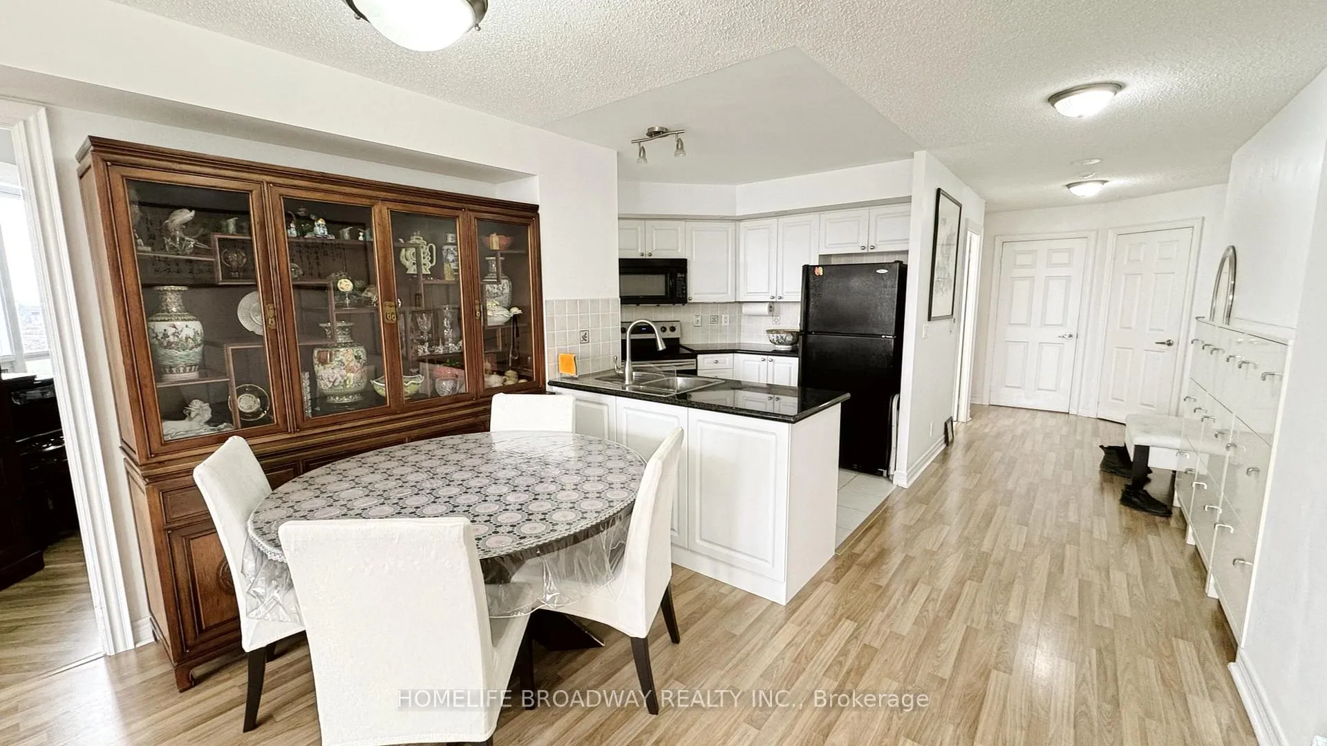 Photo 3 of Unit 713, 33 Cox Boulevard, Markham, Unionville — HOMEH