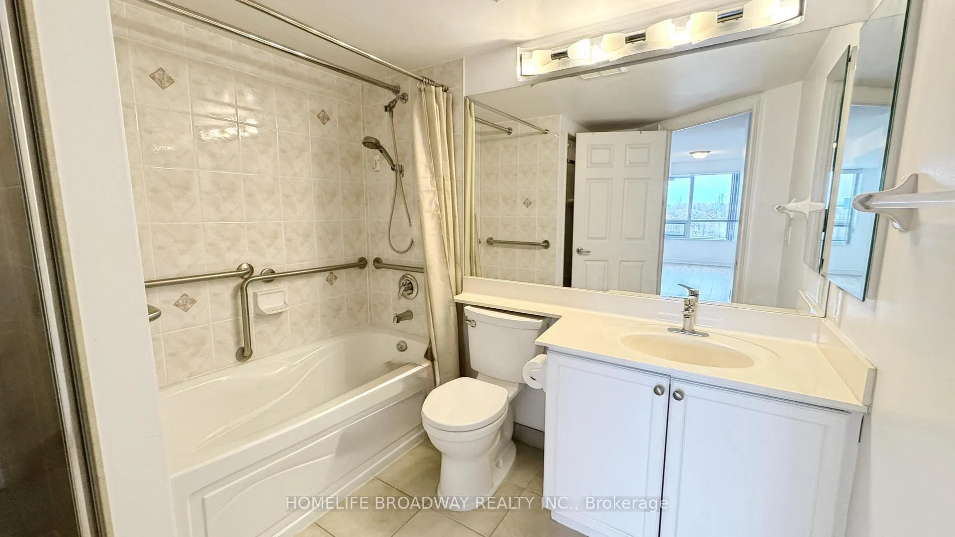 Photo 12 of Unit 713, 33 Cox Boulevard, Markham, Unionville — HOMEH