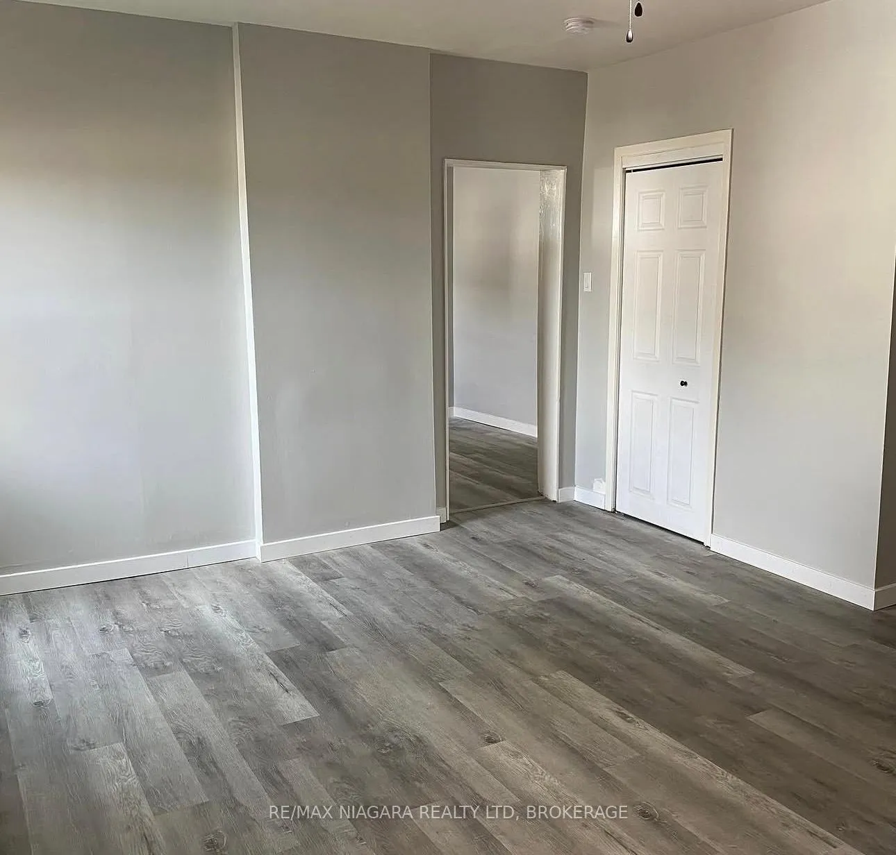 Photo 9 of 42 Niagara Street, St. Catharines, E. Chester — HOMEH