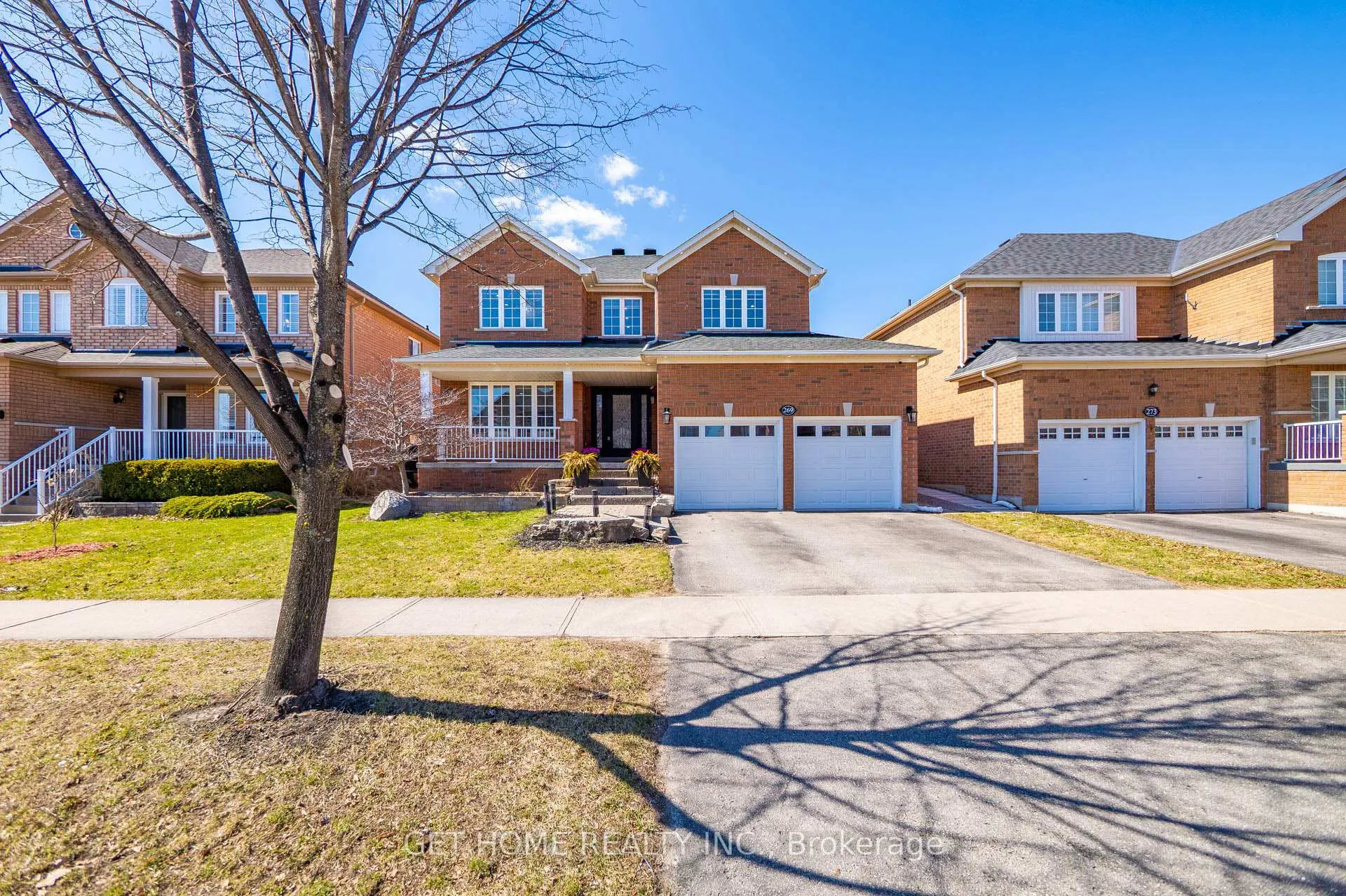 Front of 269 Huntington Crescent